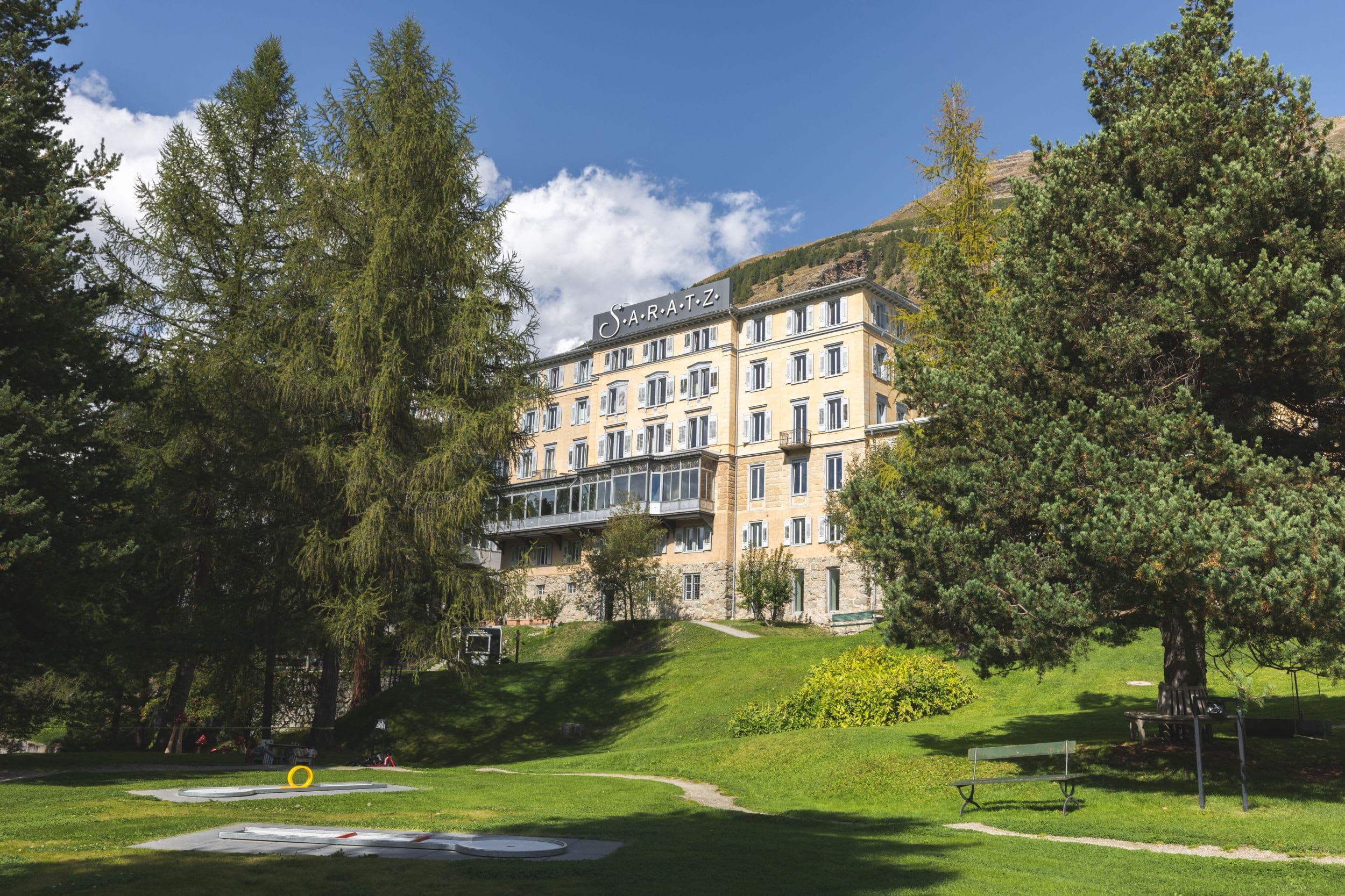 Hotel Saratz Ansicht 2