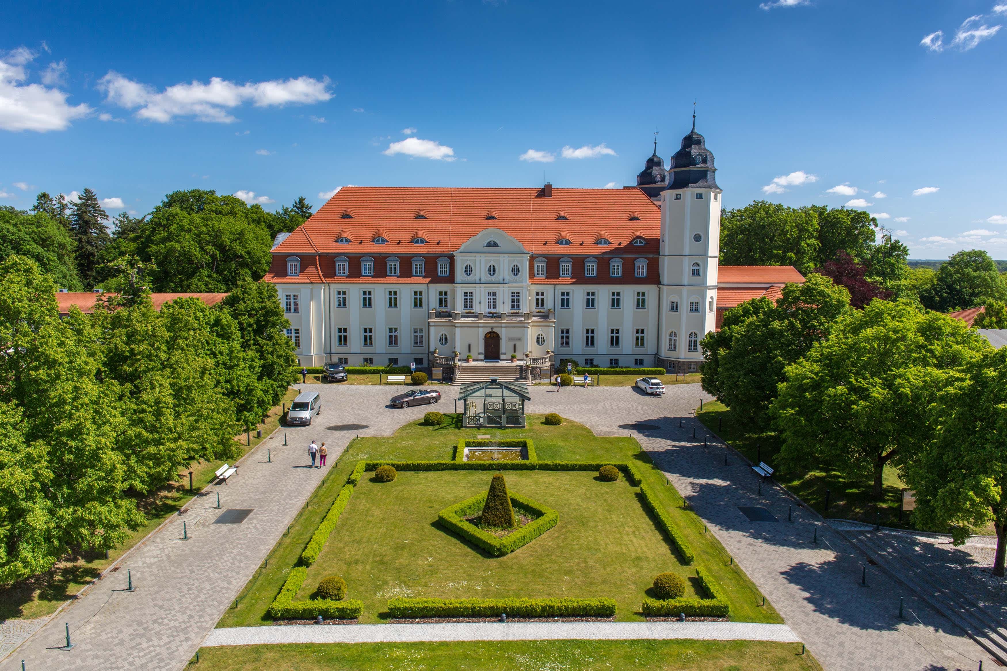 SCHLOSS Fleesensee Ansicht 2