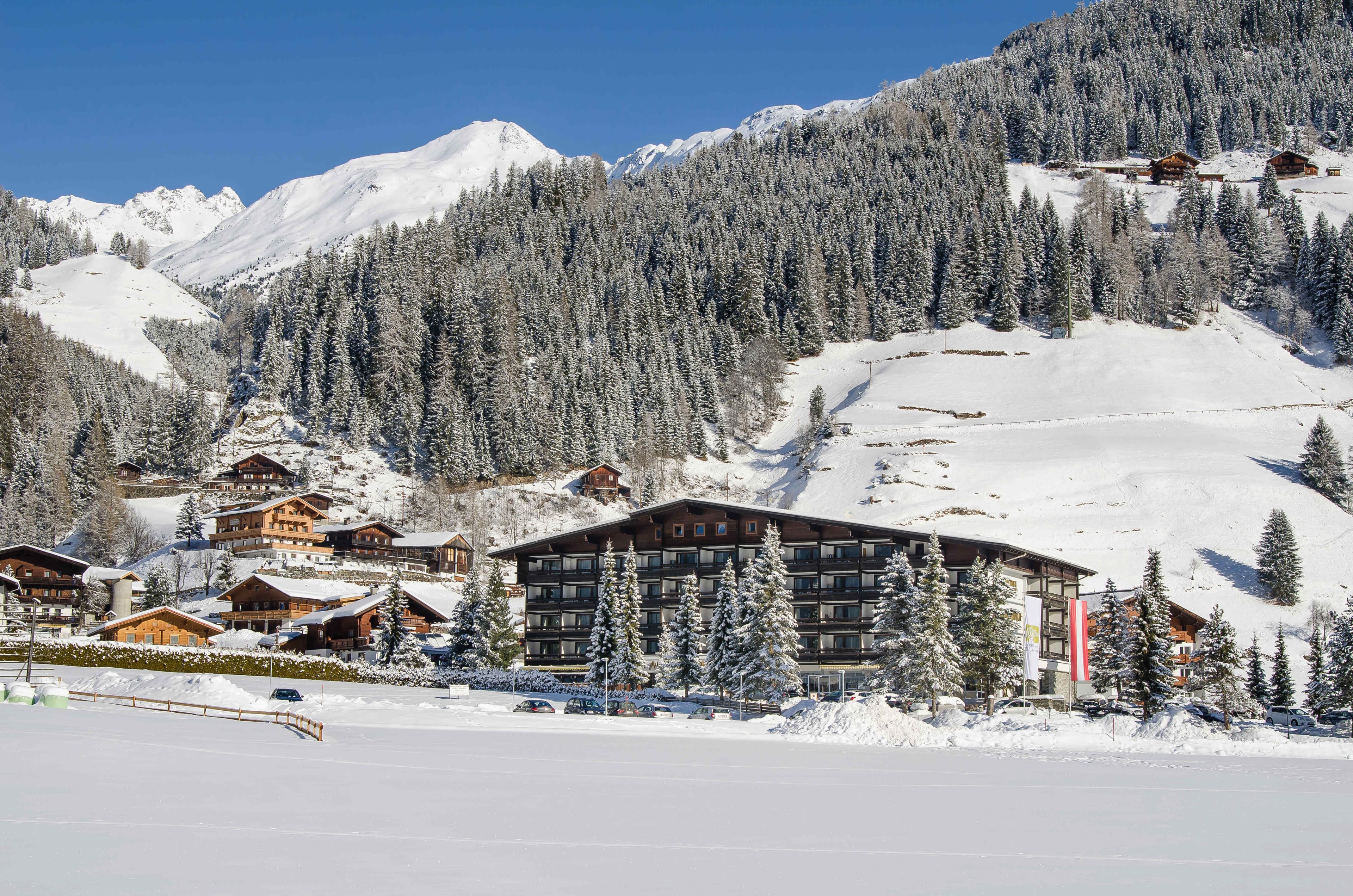 Hotel Alpenhof Ansicht 3