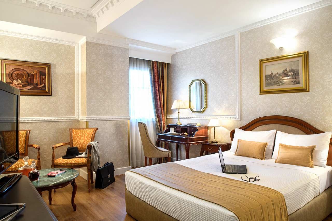 Hotel Mediterranean Palace Ansicht 4