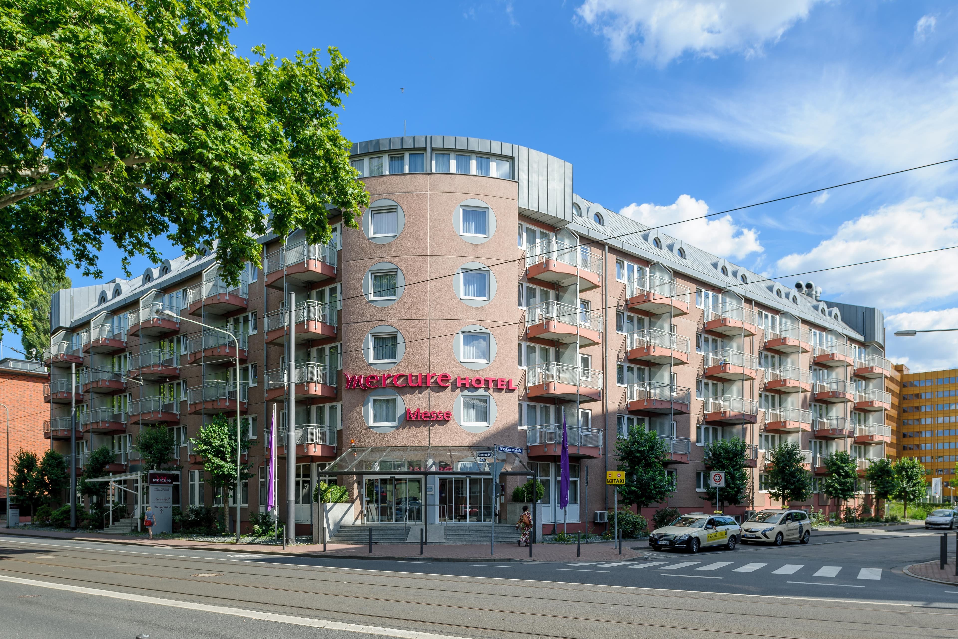 Mercure Hotel & Residenz Frankfurt Messe Ansicht 2