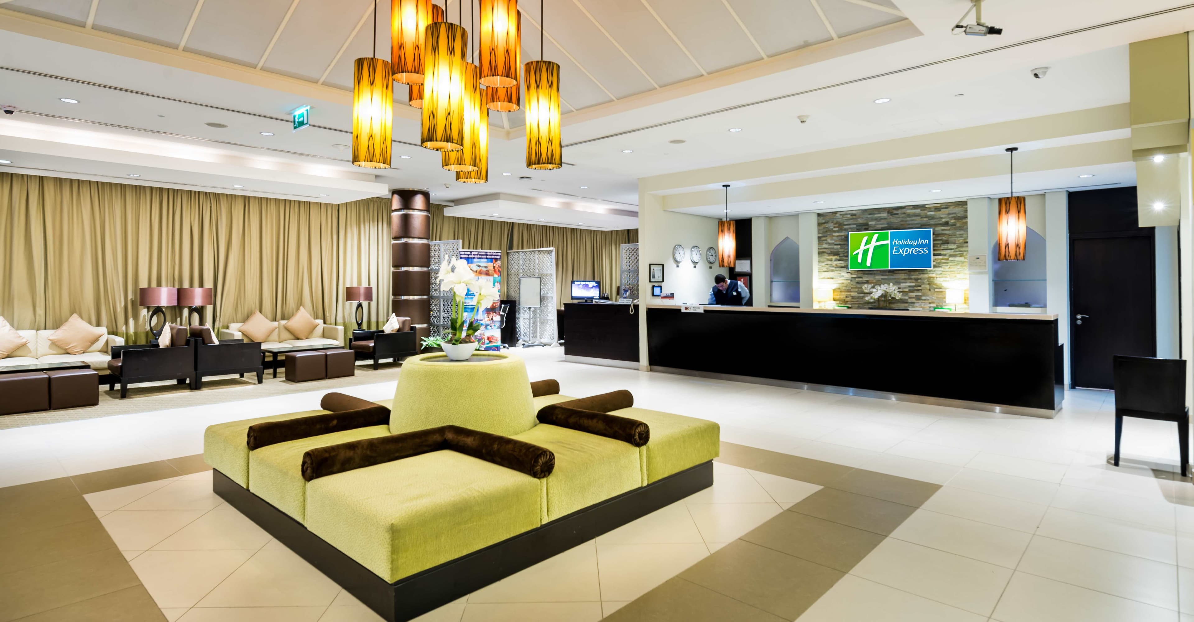 Hotel Holiday Inn Express Dubai Internet City Ansicht 6