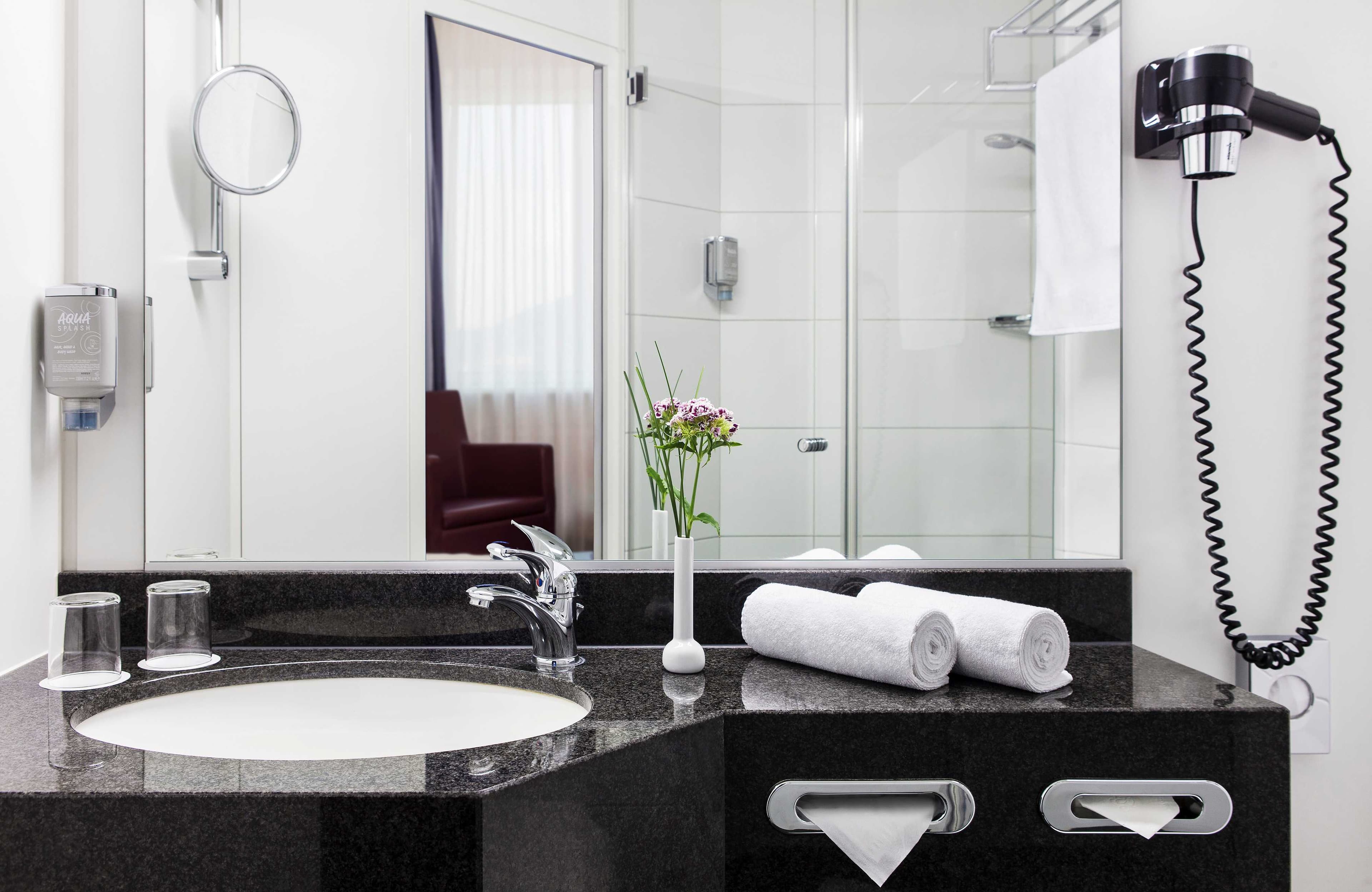 Hotel Freiburg City Center by Leonardo Hotels Ansicht 8