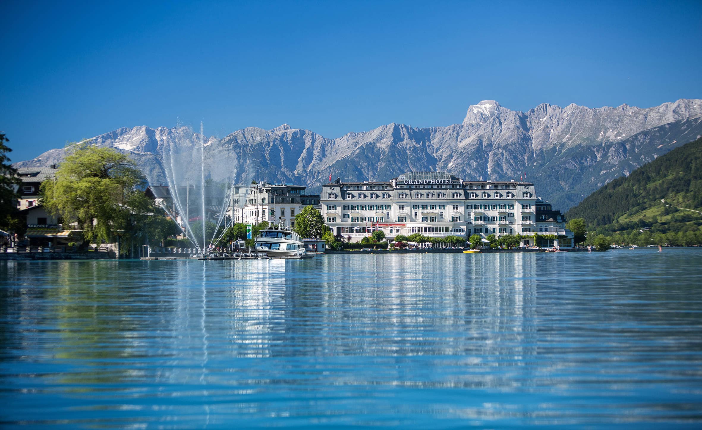 Grand Hotel Zell am See Ansicht 3
