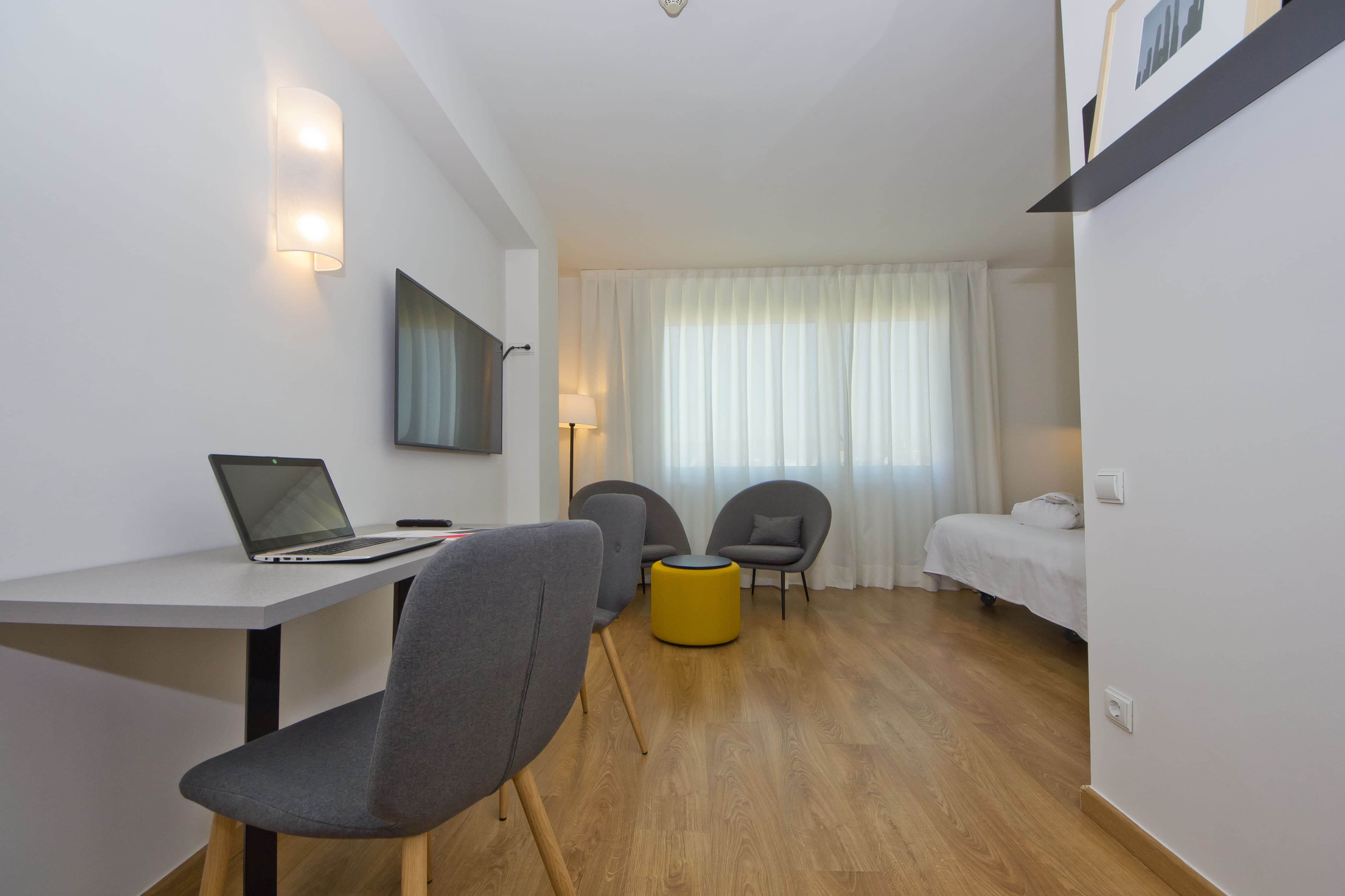 Aparthotel Atenea Valles Ansicht 9