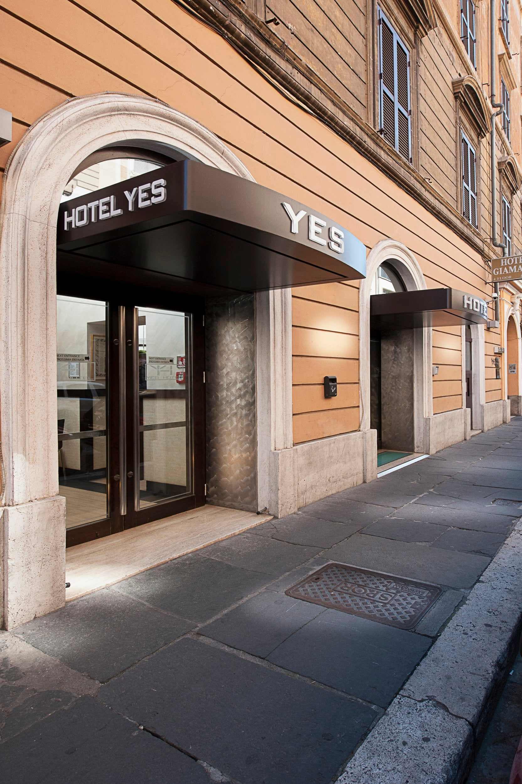 Yes Hotel Ansicht 2