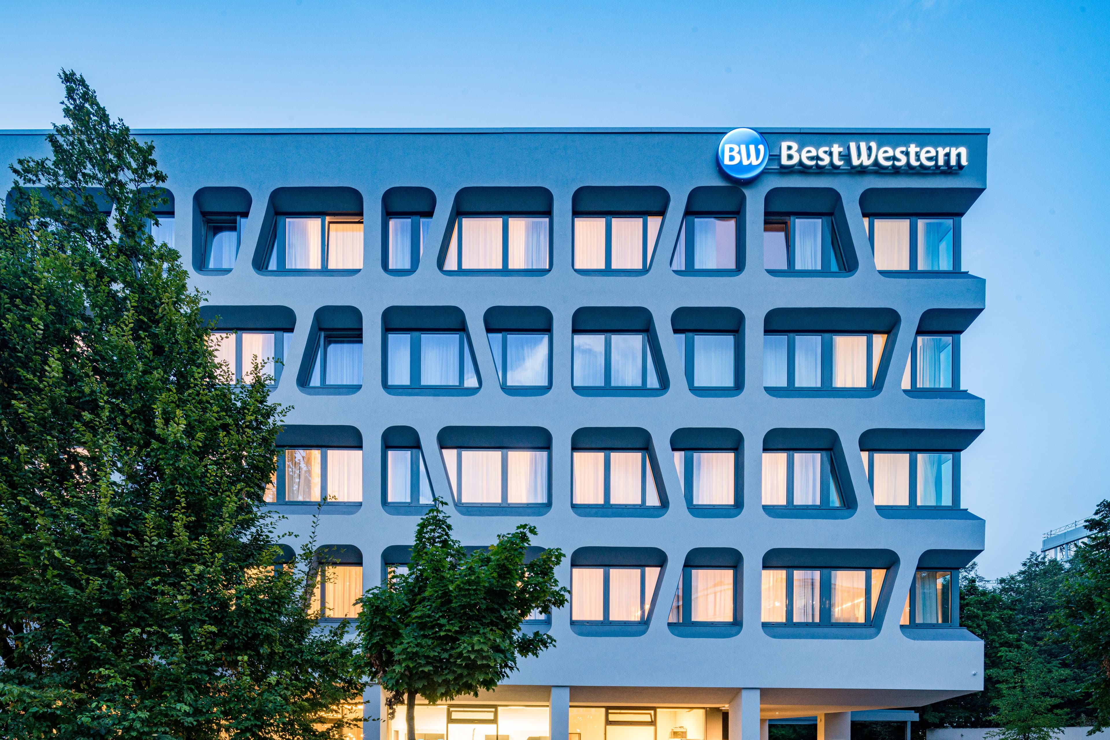 Best Western Hotel Arabellapark München Ansicht 2