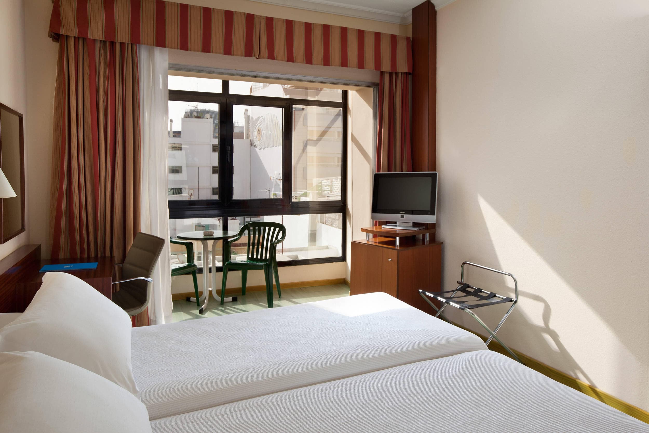 NH Las Palmas Playa las Canteras Ansicht 3