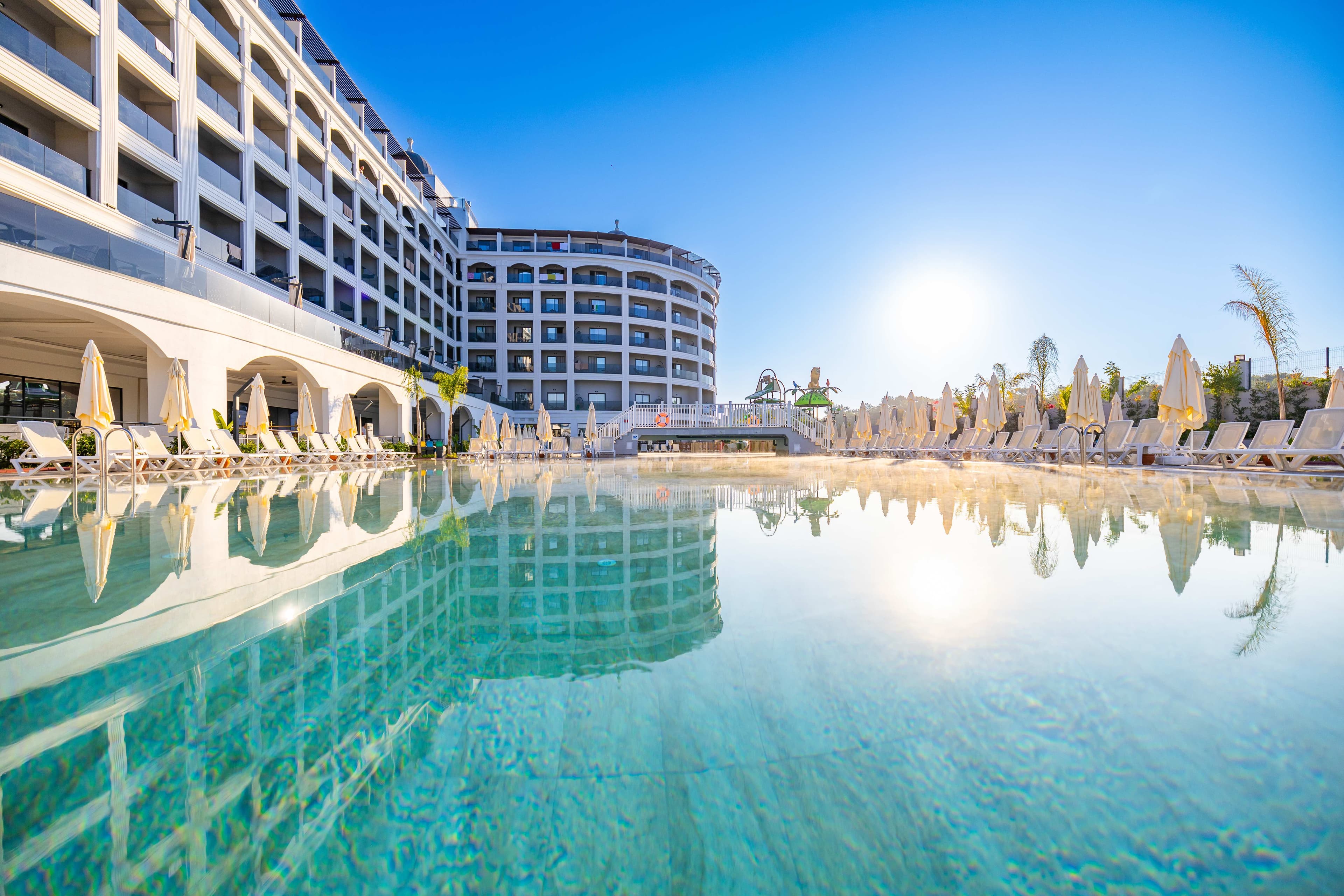 Side Moon Palace Hotel