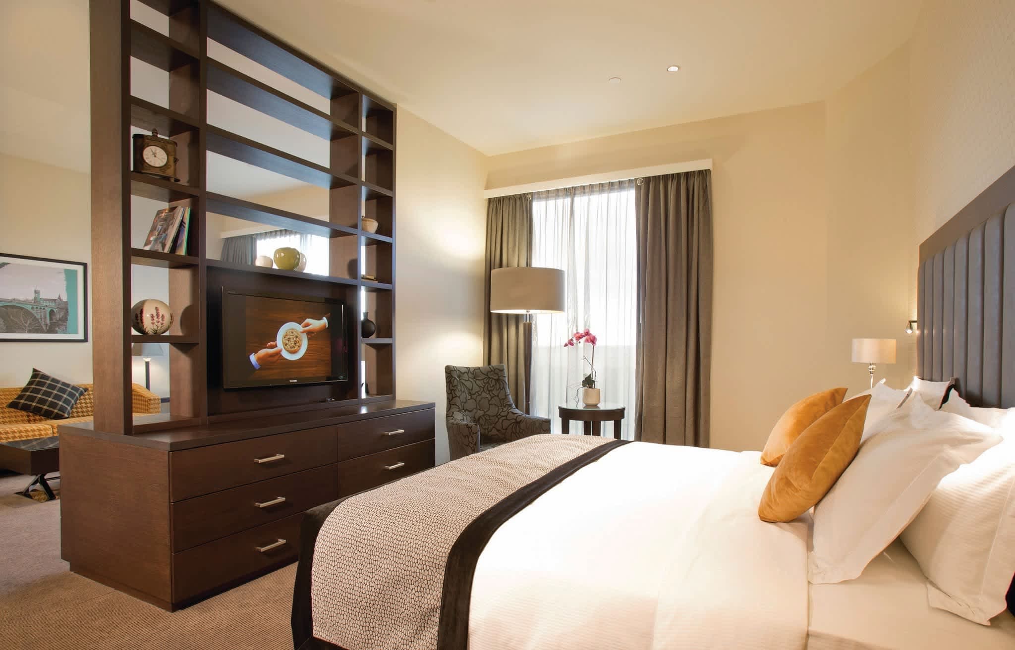 DoubleTree by Hilton Hotel Luxembourg Ansicht 4