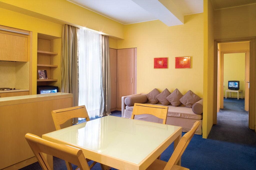 Hotel Una Tocq Ansicht 2