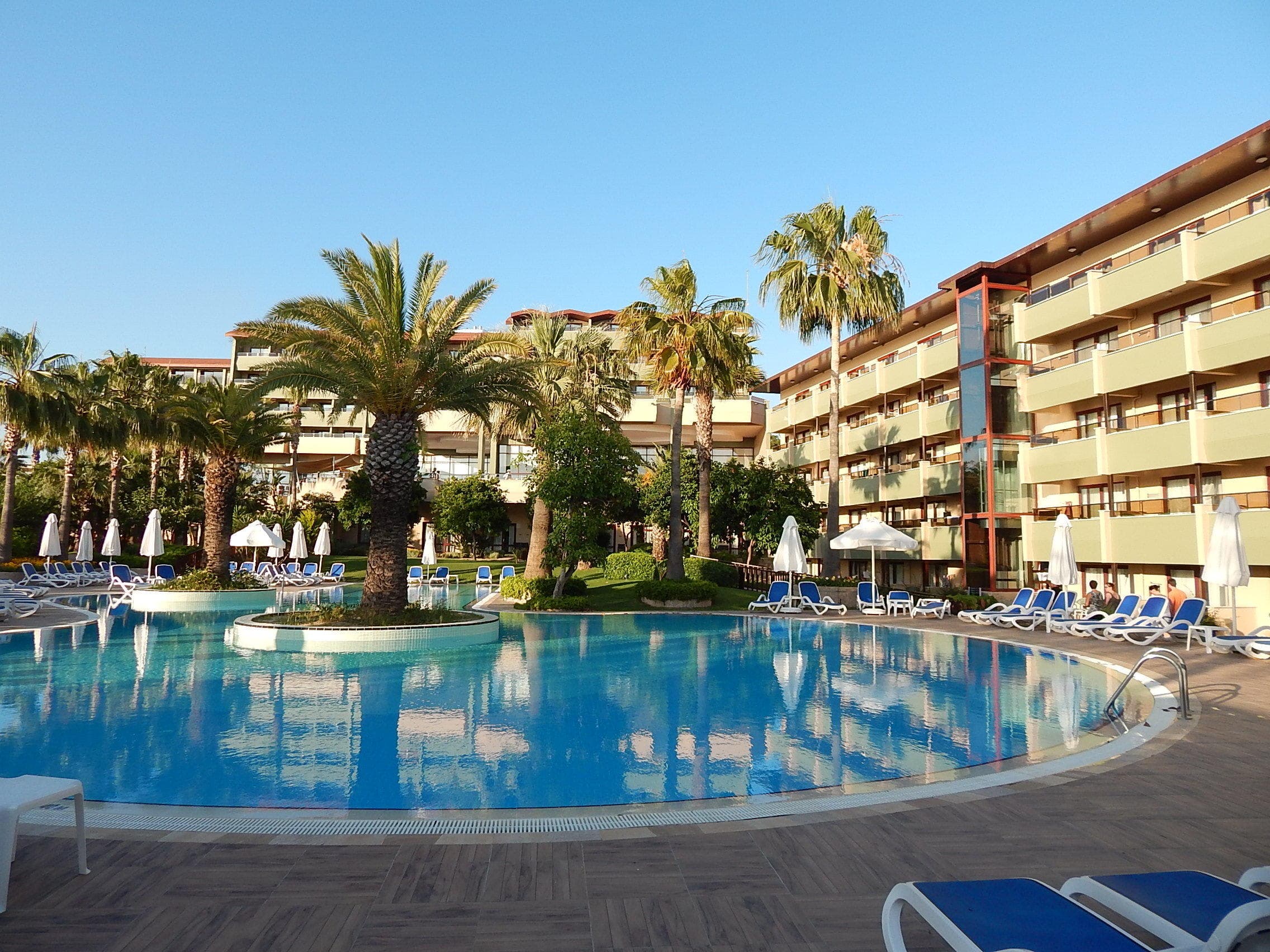 Hotel Grand Side Ansicht 2