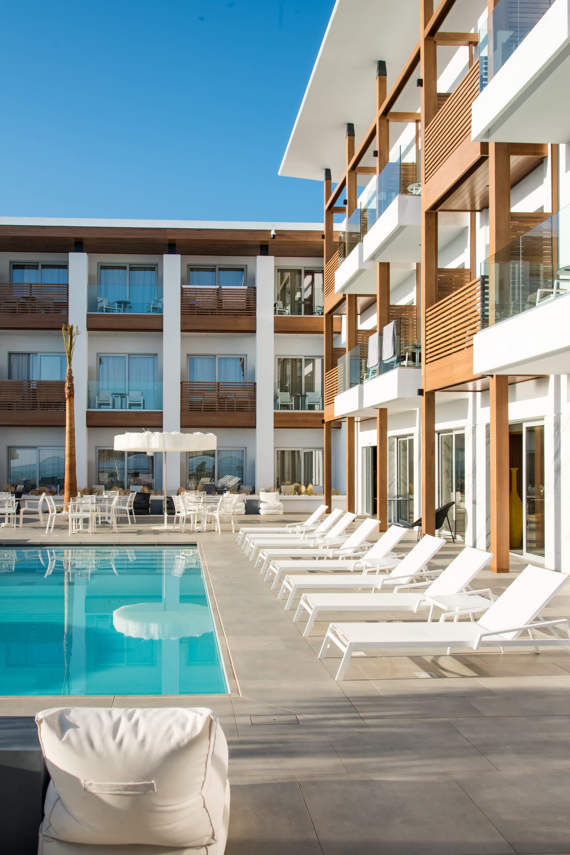 Enorme Ammos Beach Resort Ansicht 2