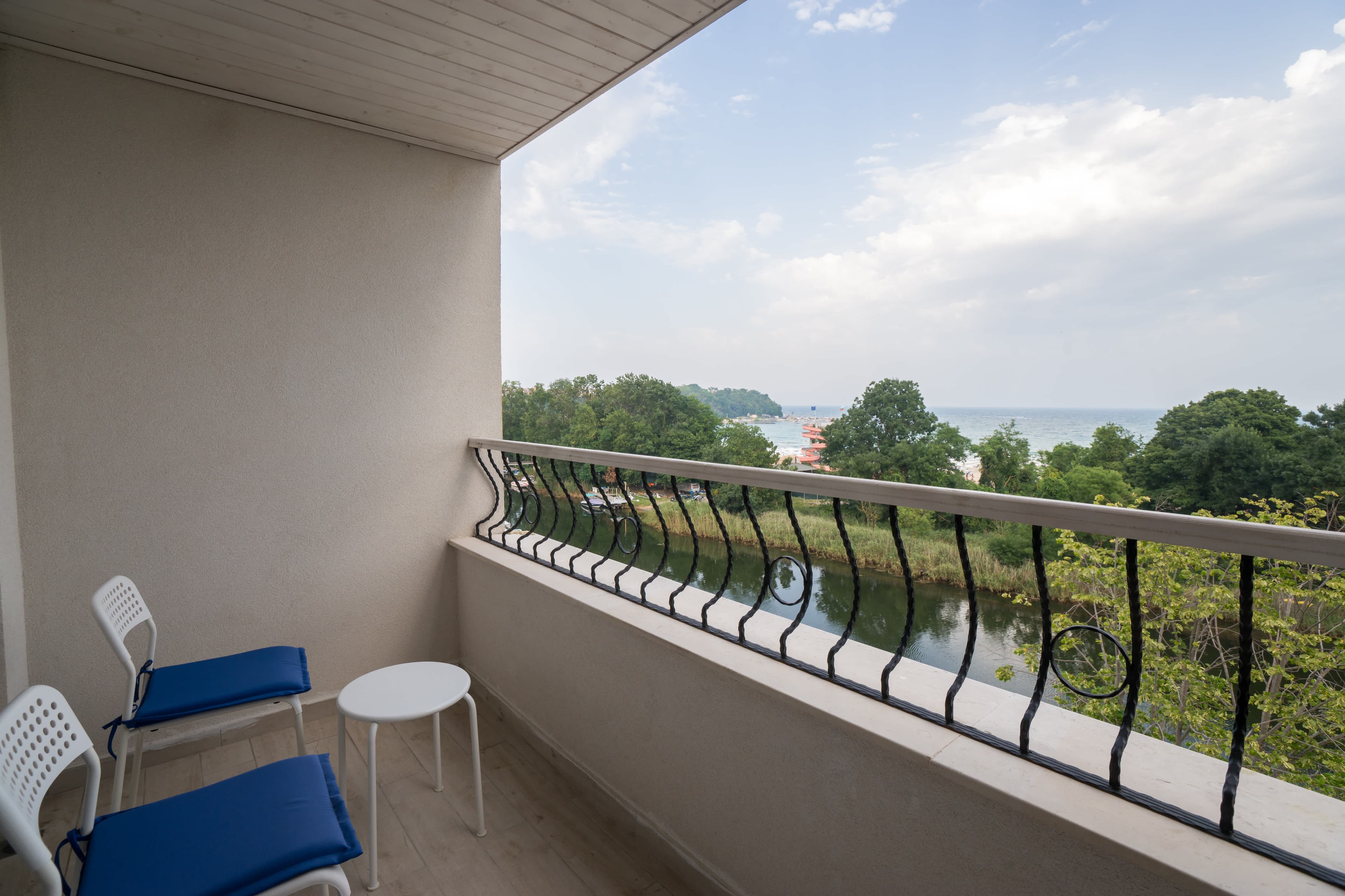 Perla Royal Hotel Ansicht 4
