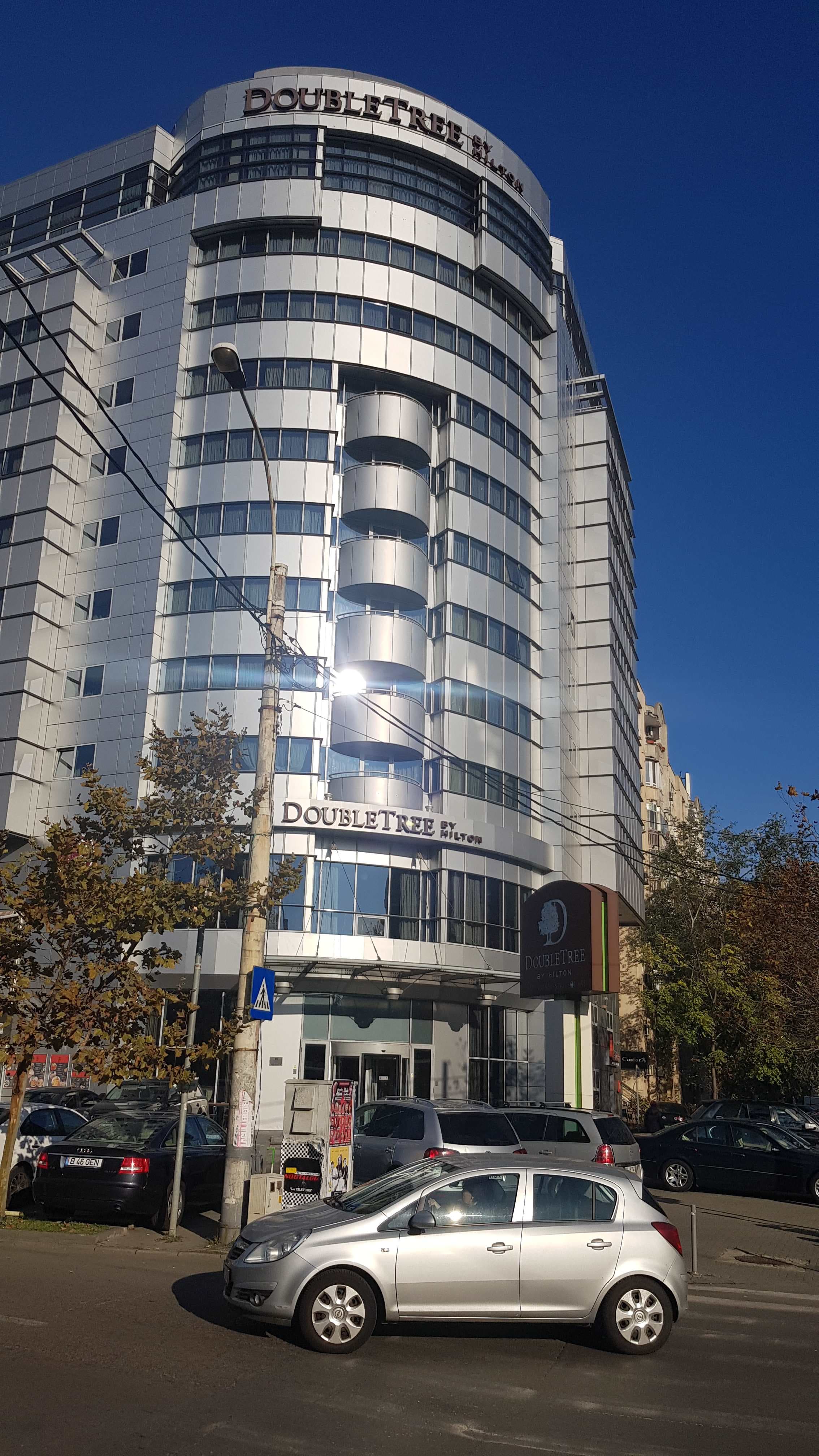 DoubleTree Hotel by Hilton Bucharest Unirii Square Ansicht 2
