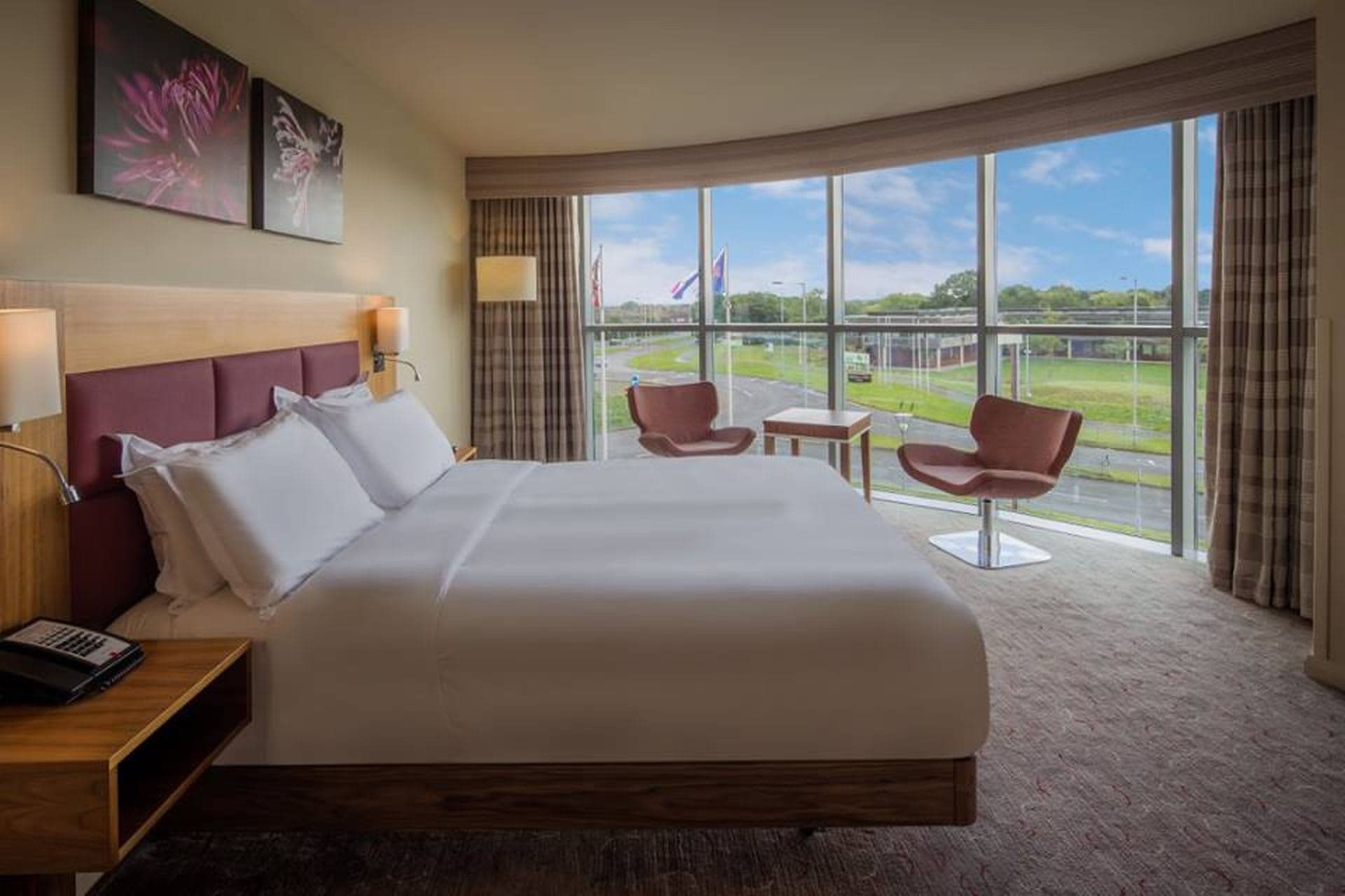 Hilton Garden Inn Luton North Ansicht 3