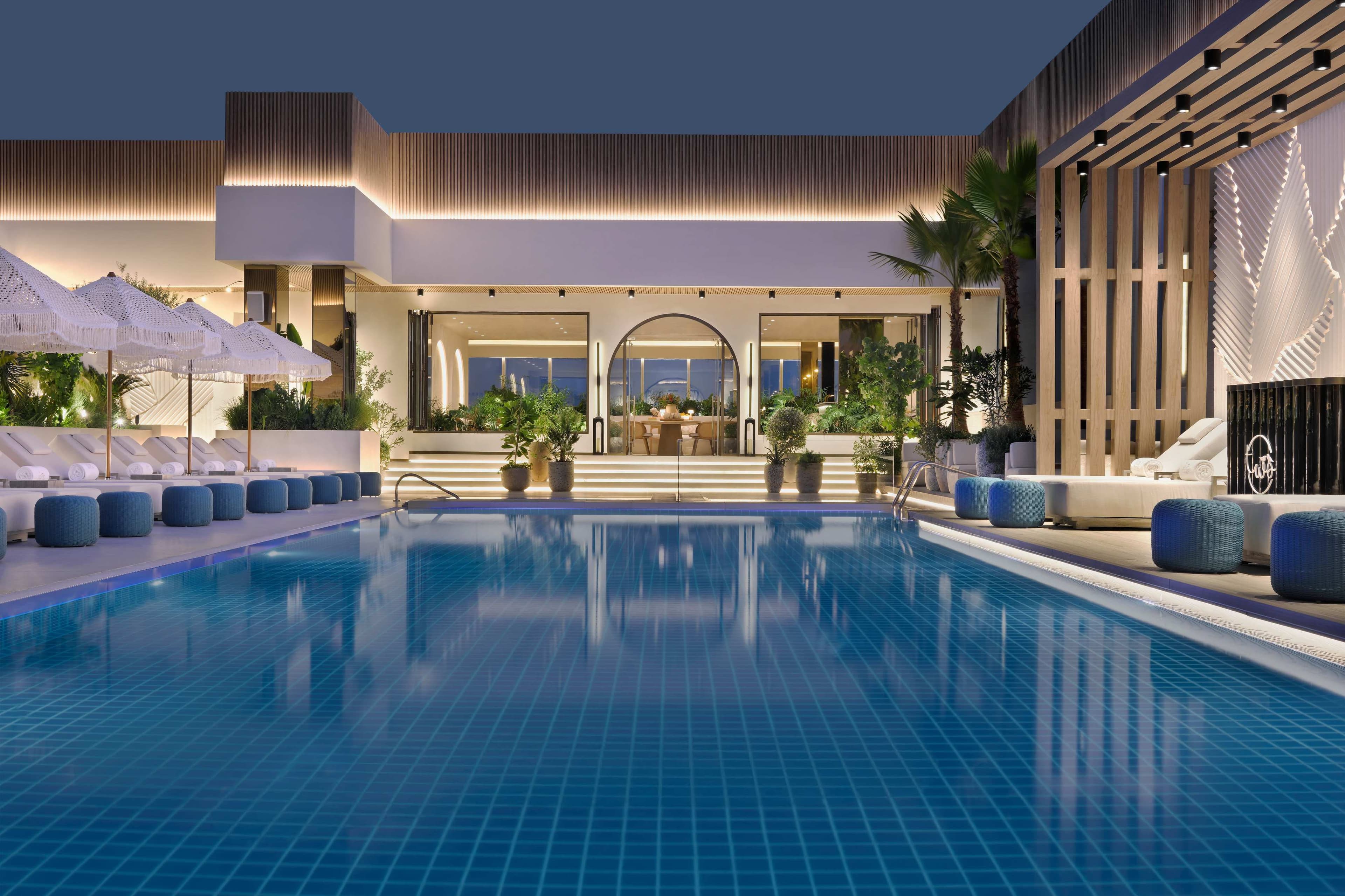 Sheraton Grand Hotel Ansicht 8