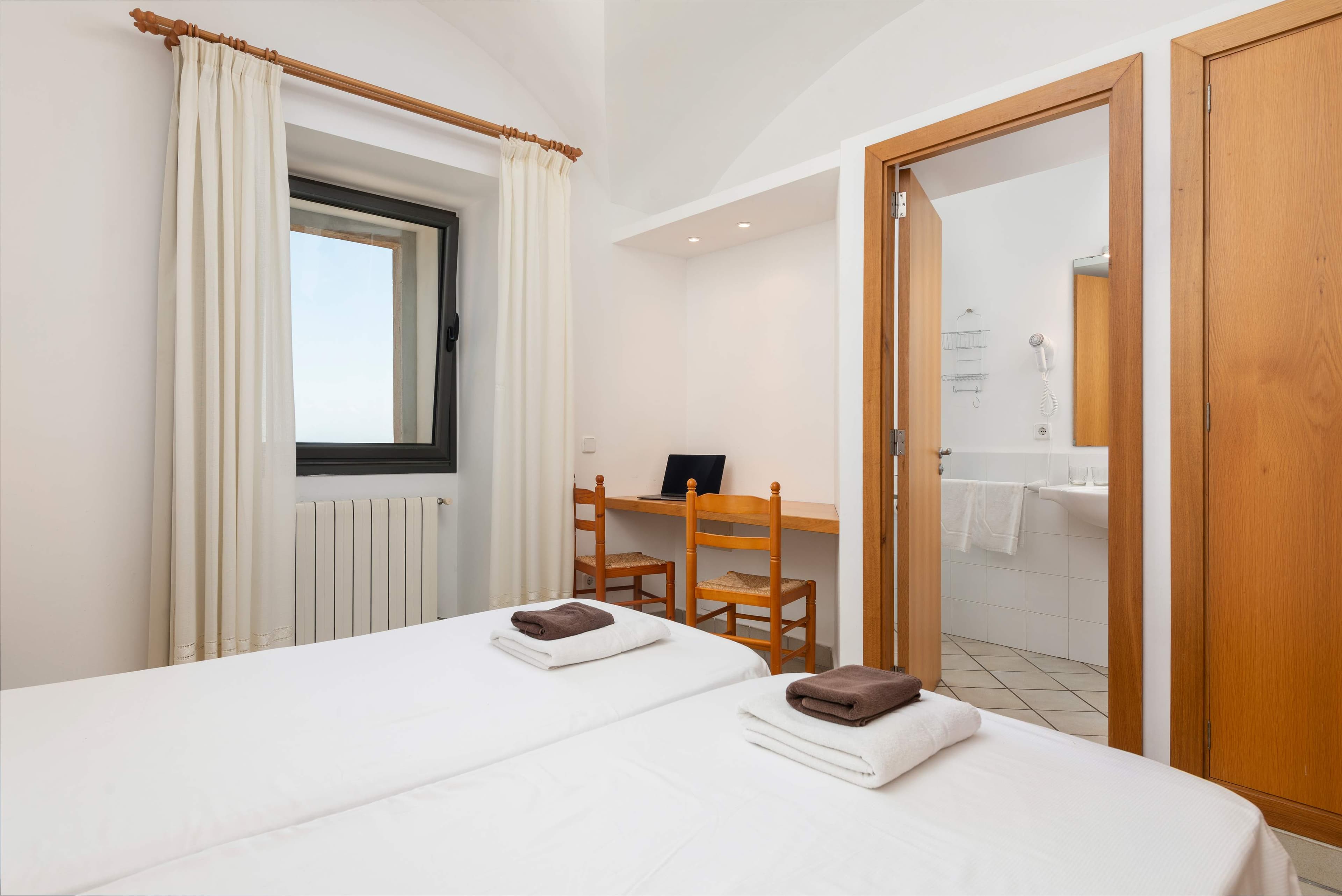 Petit Hotel Hostatgeria Sant Salvador Ansicht 6