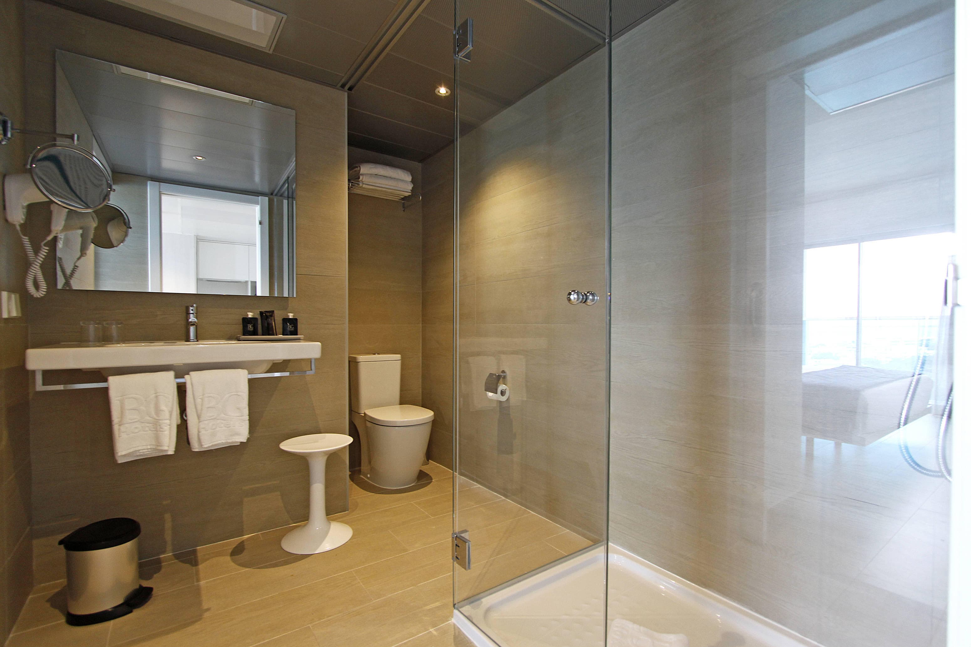 BG Tonga Tower Design Hotel & Suites Ansicht 6