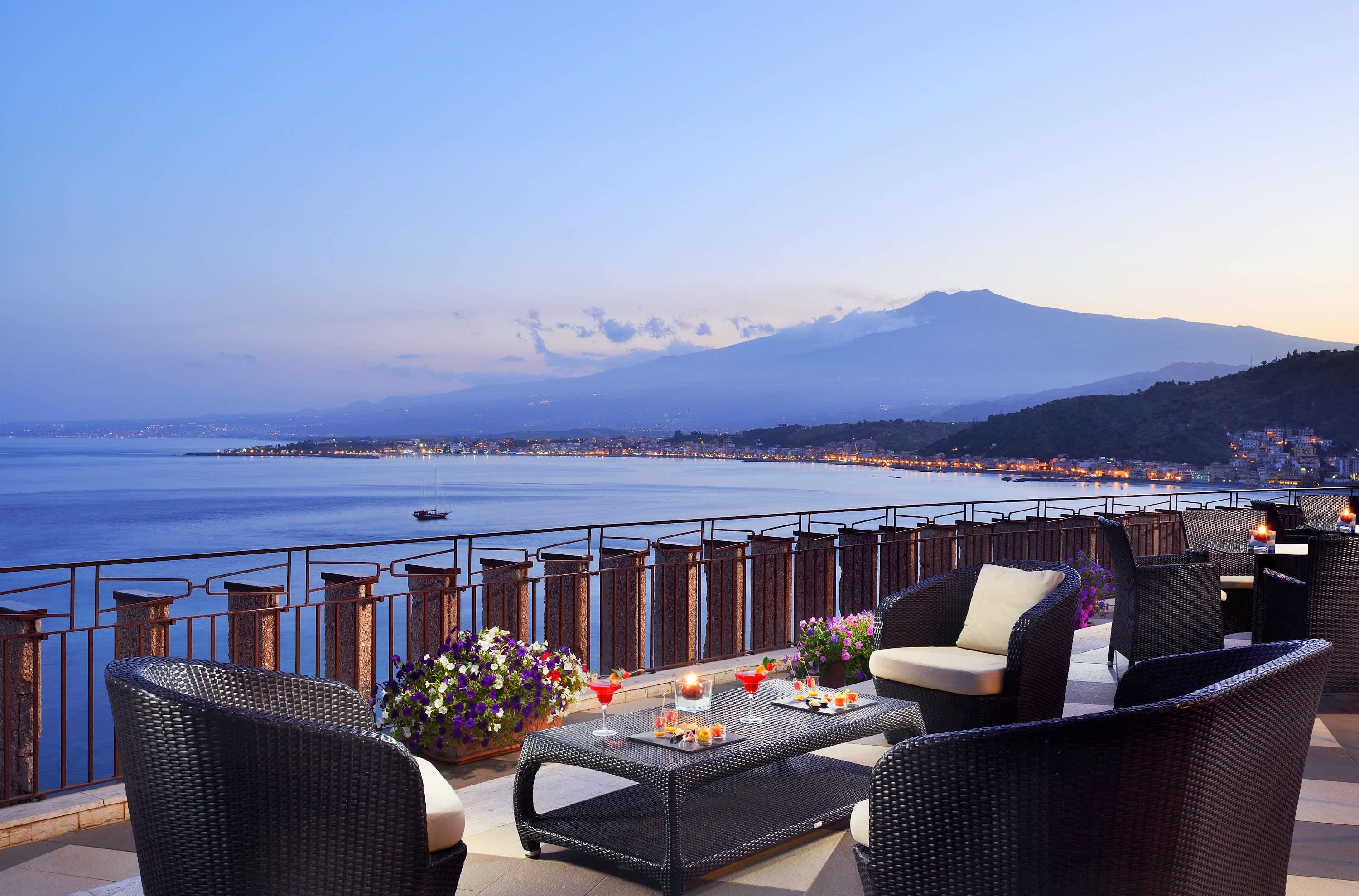 UNAHOTELS Capotaormina Ansicht 9