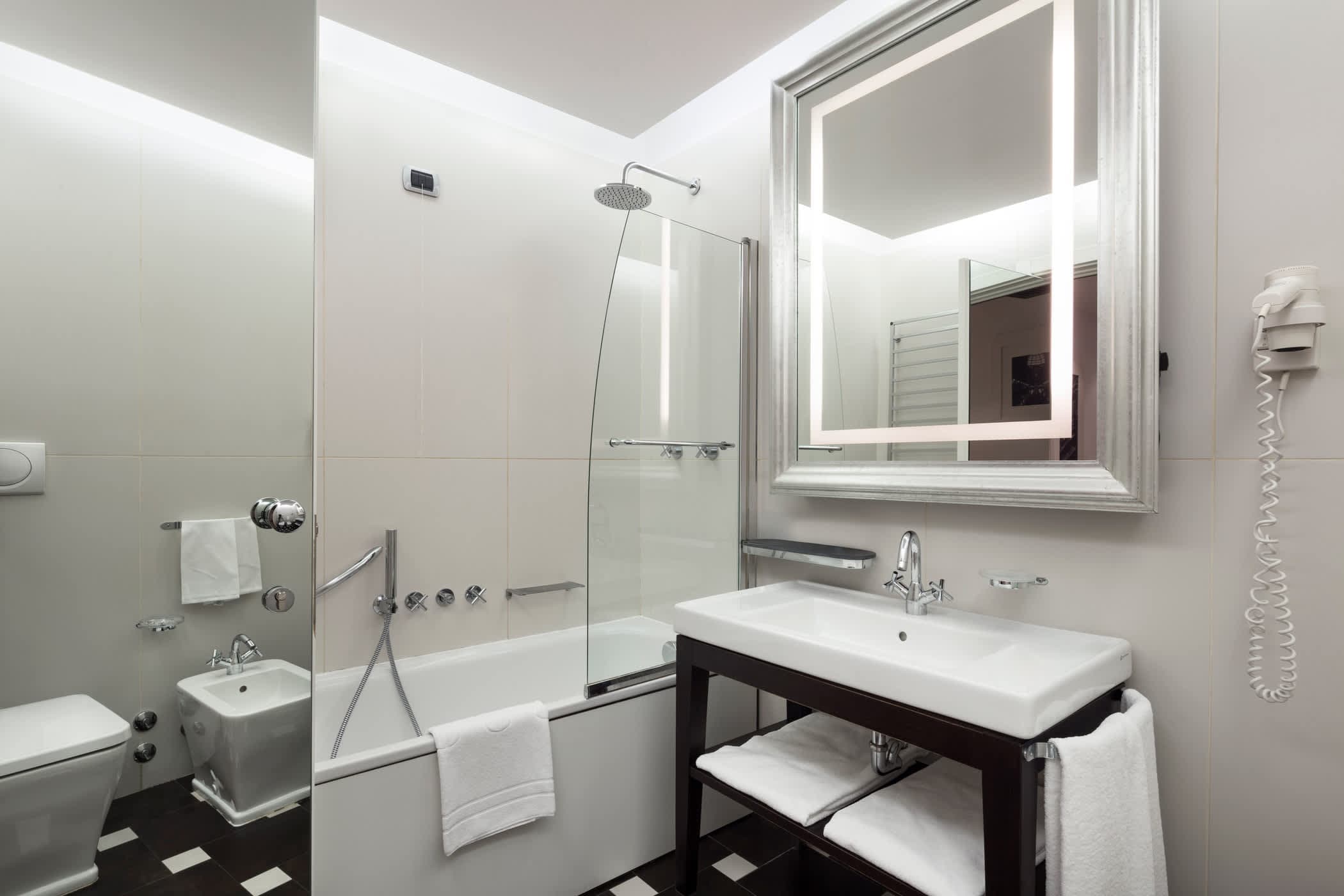 UNAHOTELS Cusani Milano Ansicht 6