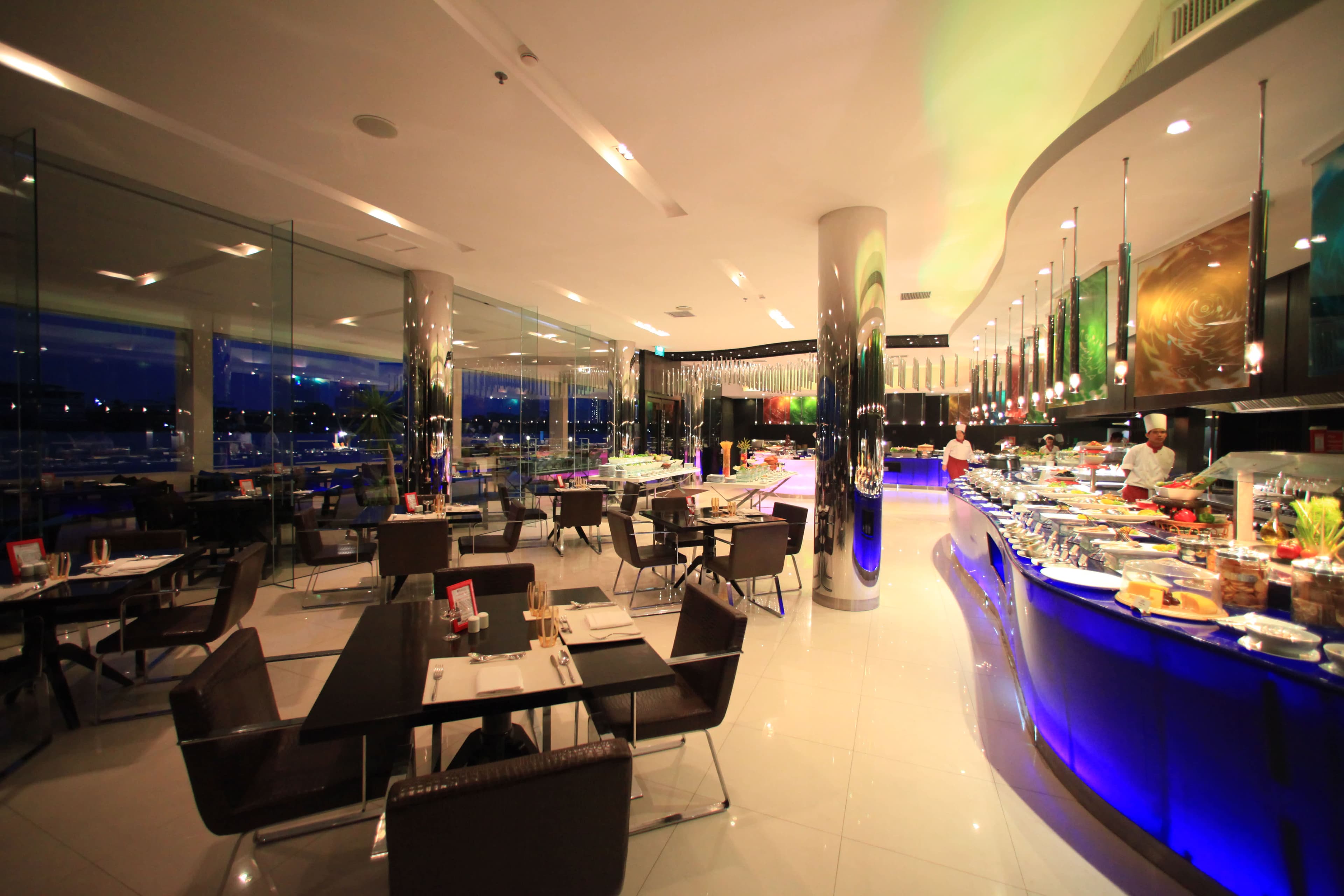 Ramada Plaza by Wyndham Bangkok Menam Riverside Ansicht 7