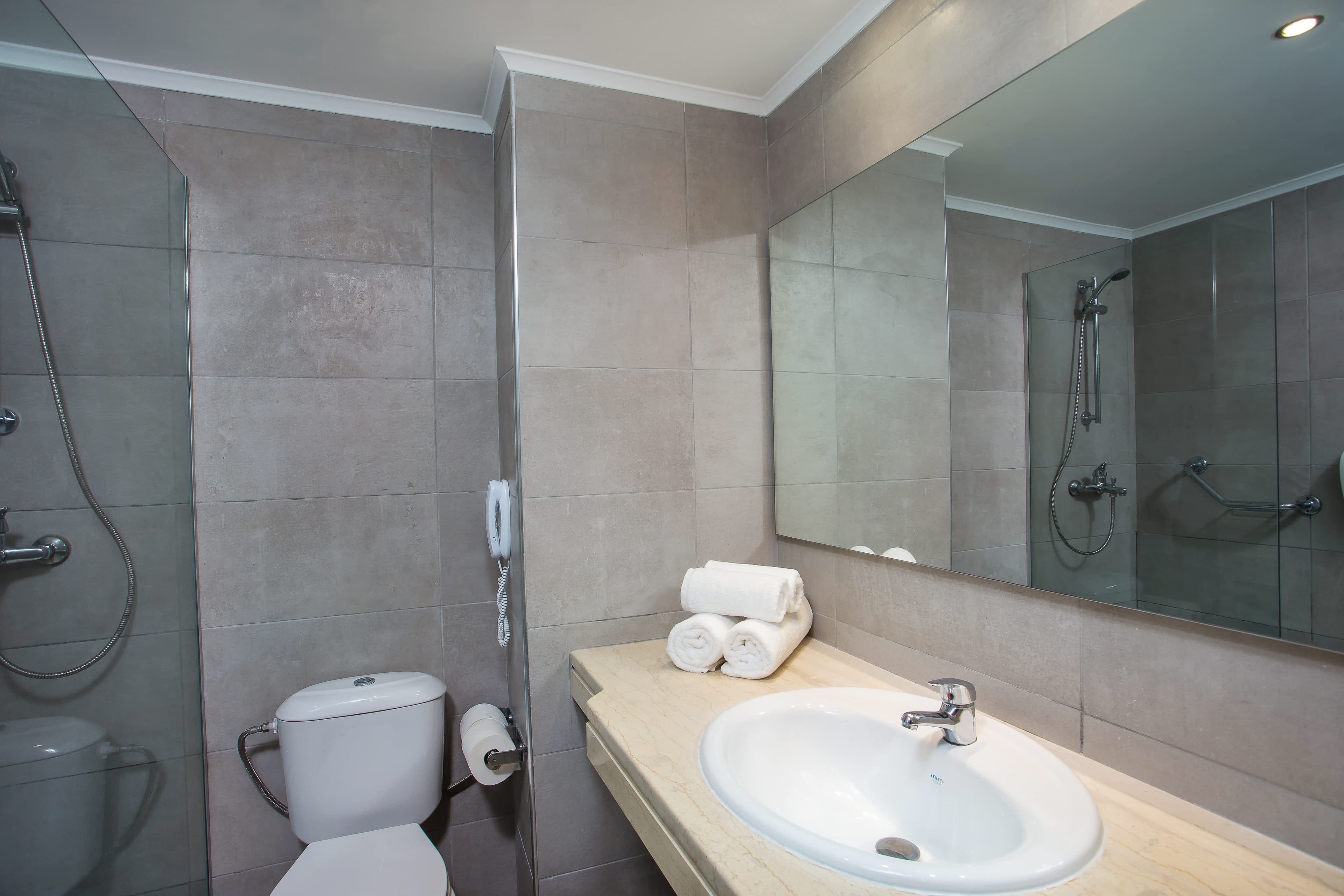 Niriides Hotel Ansicht 4