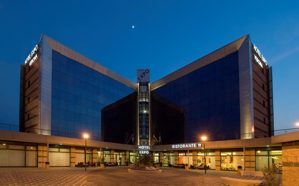 Best Western Plus Hotel Expo Ansicht 2