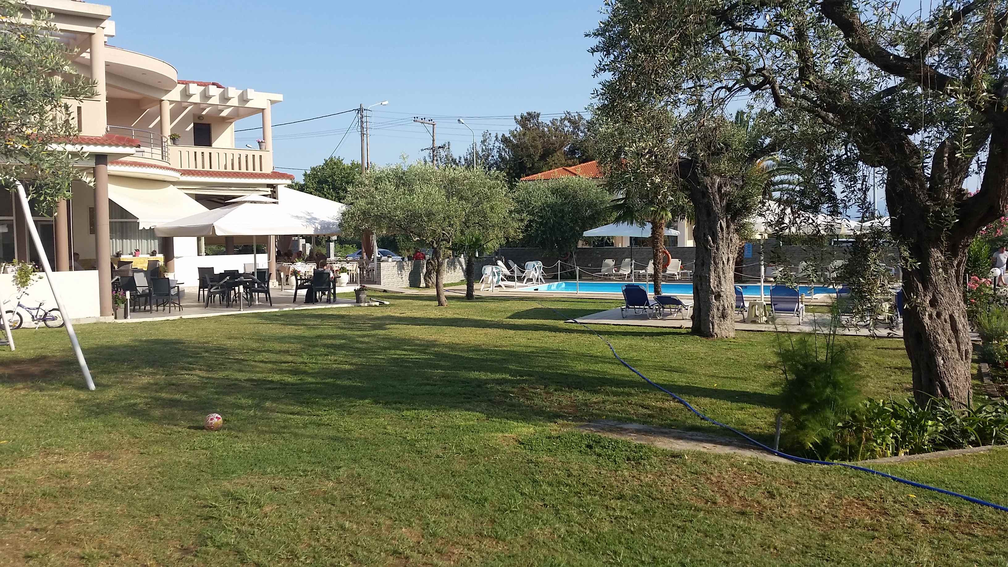 Chrisa Hotel Ansicht 3
