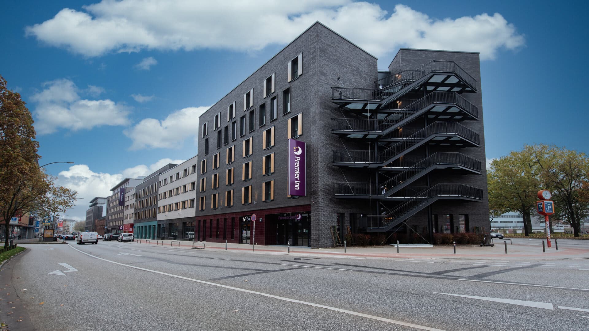 Premier Inn Hamburg St. Pauli Ansicht 2