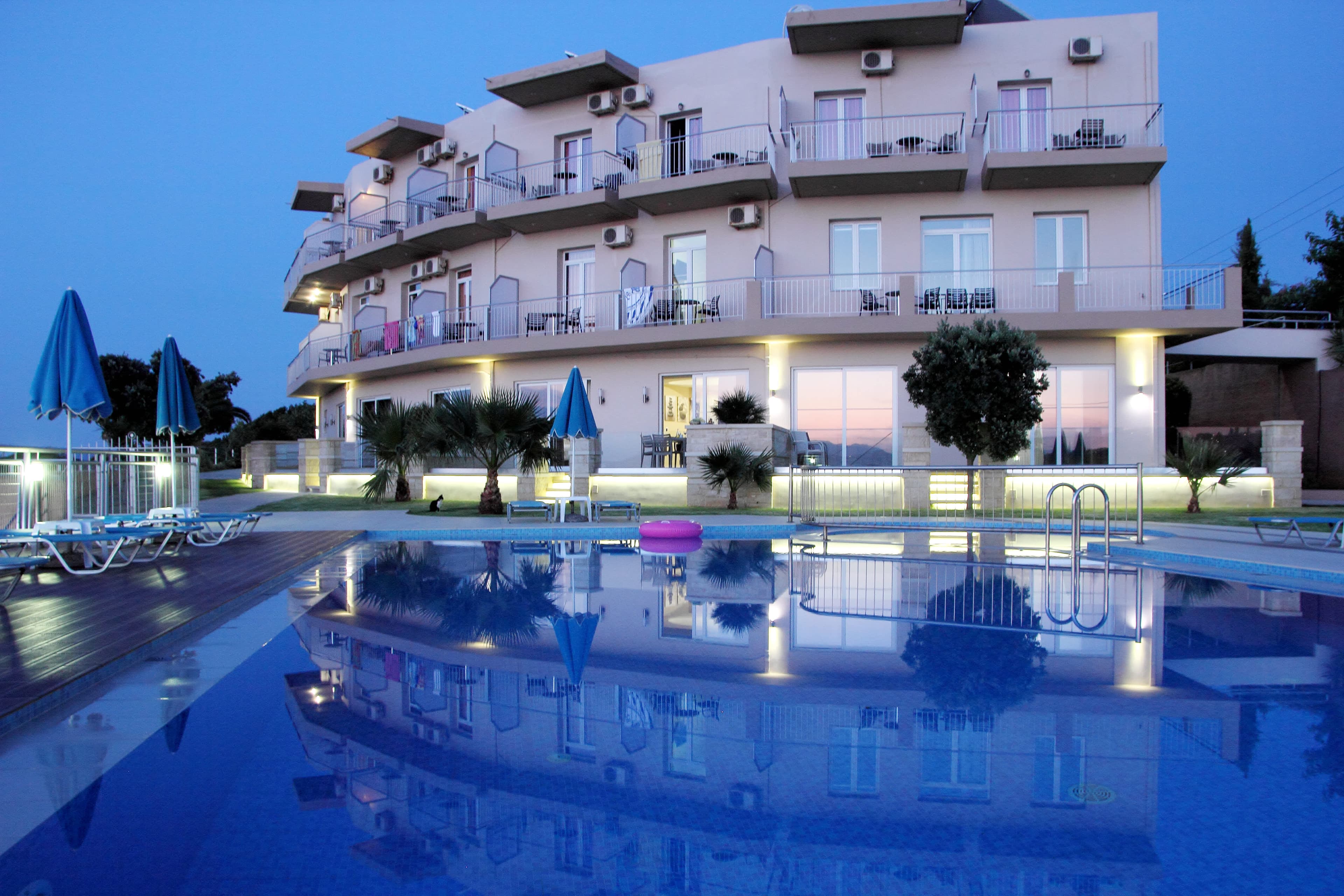 Renieris Hotel