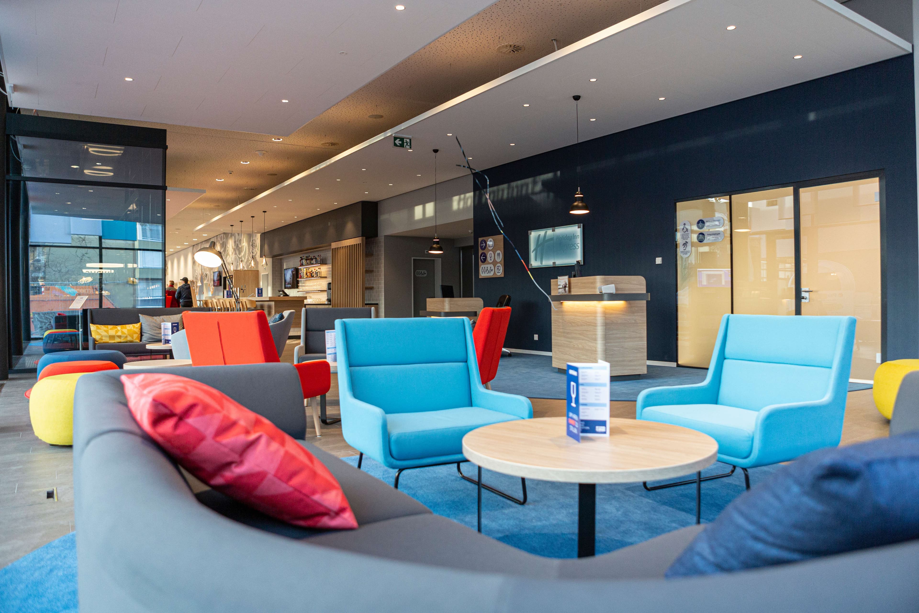 Holiday Inn Express Aarburg - Oftringen Ansicht 8