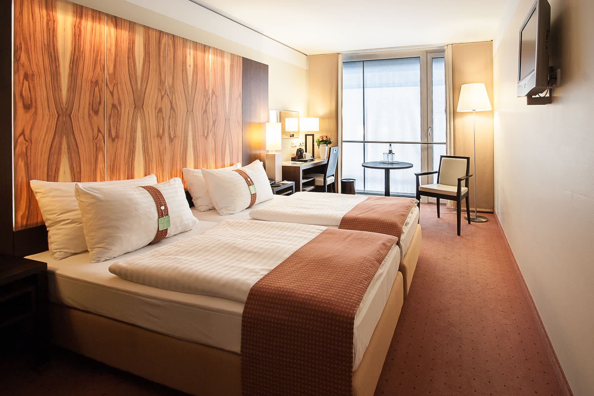 Holiday Inn Salzburg - City Ansicht 4