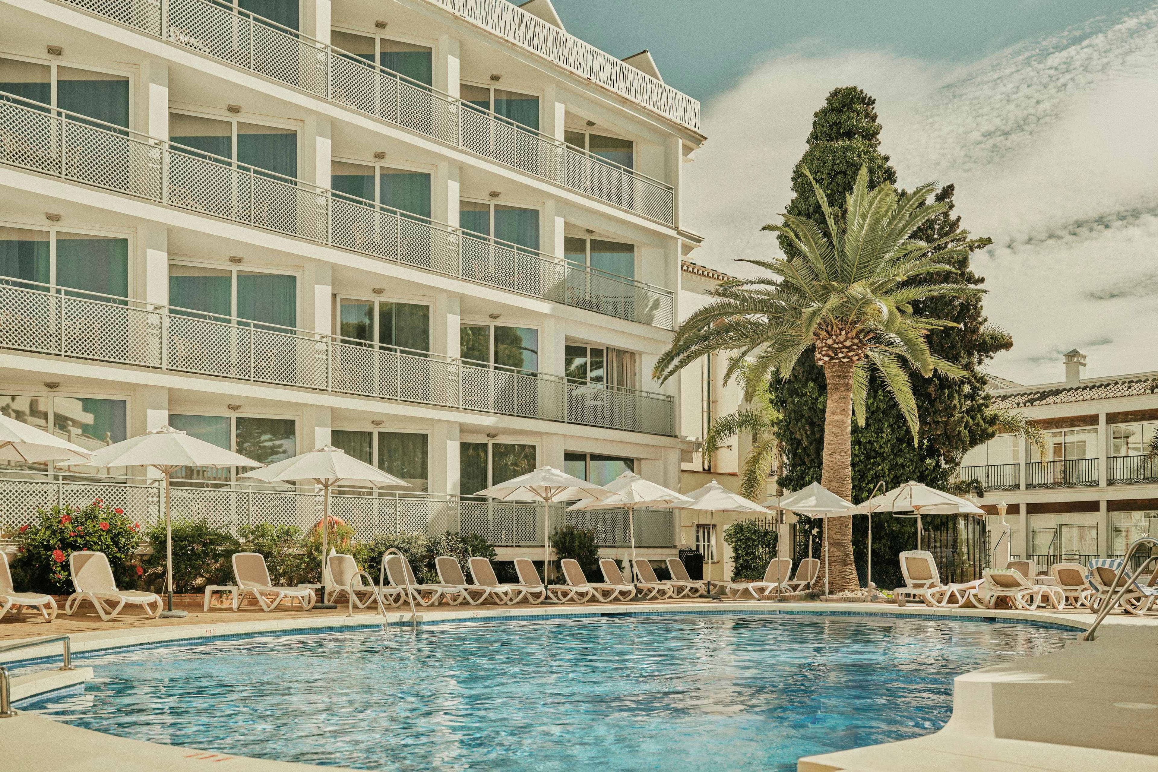 Beneste Villa Flamenca Hotel