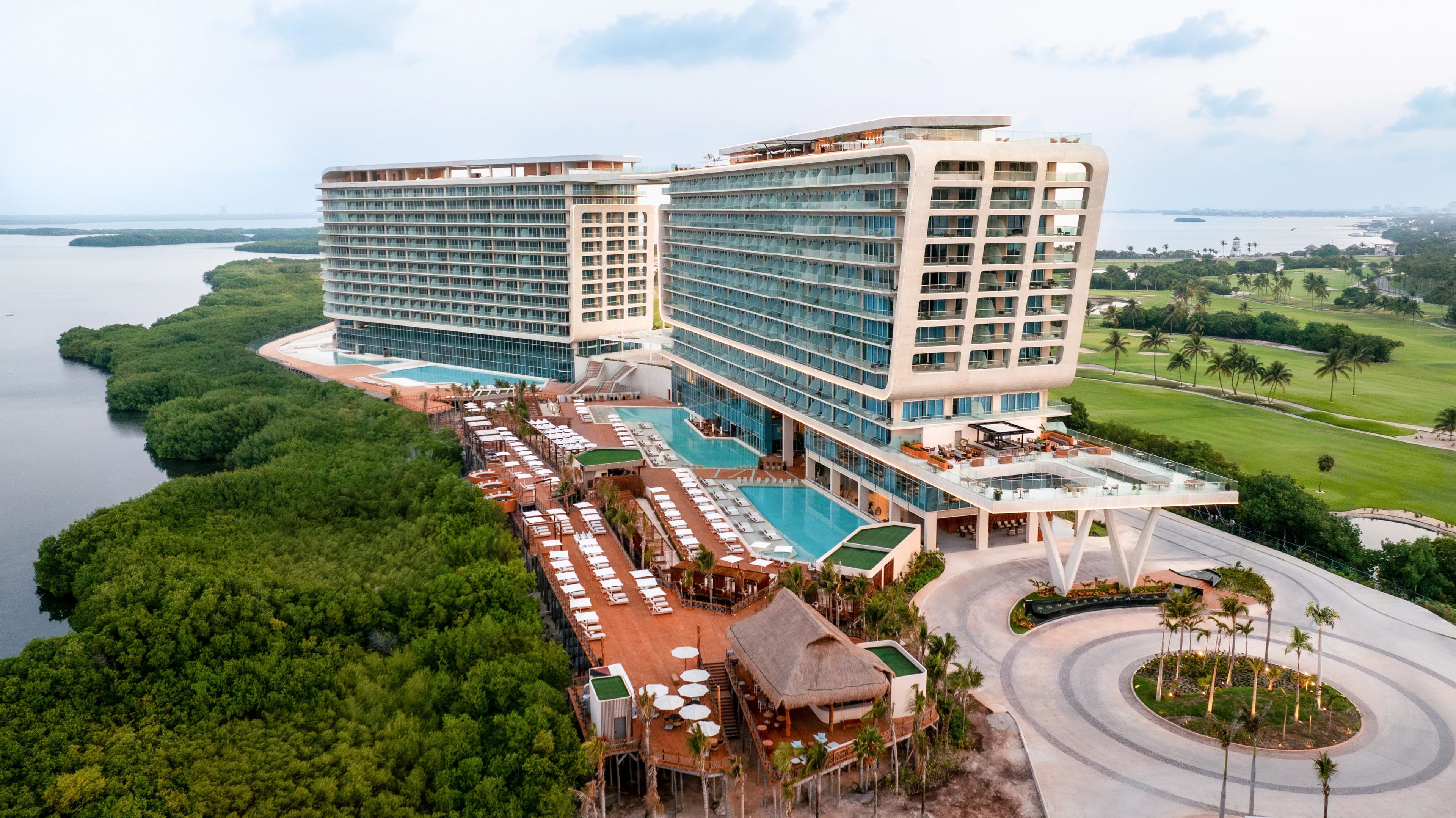 Hyatt Vivid Grand Island Ansicht 2