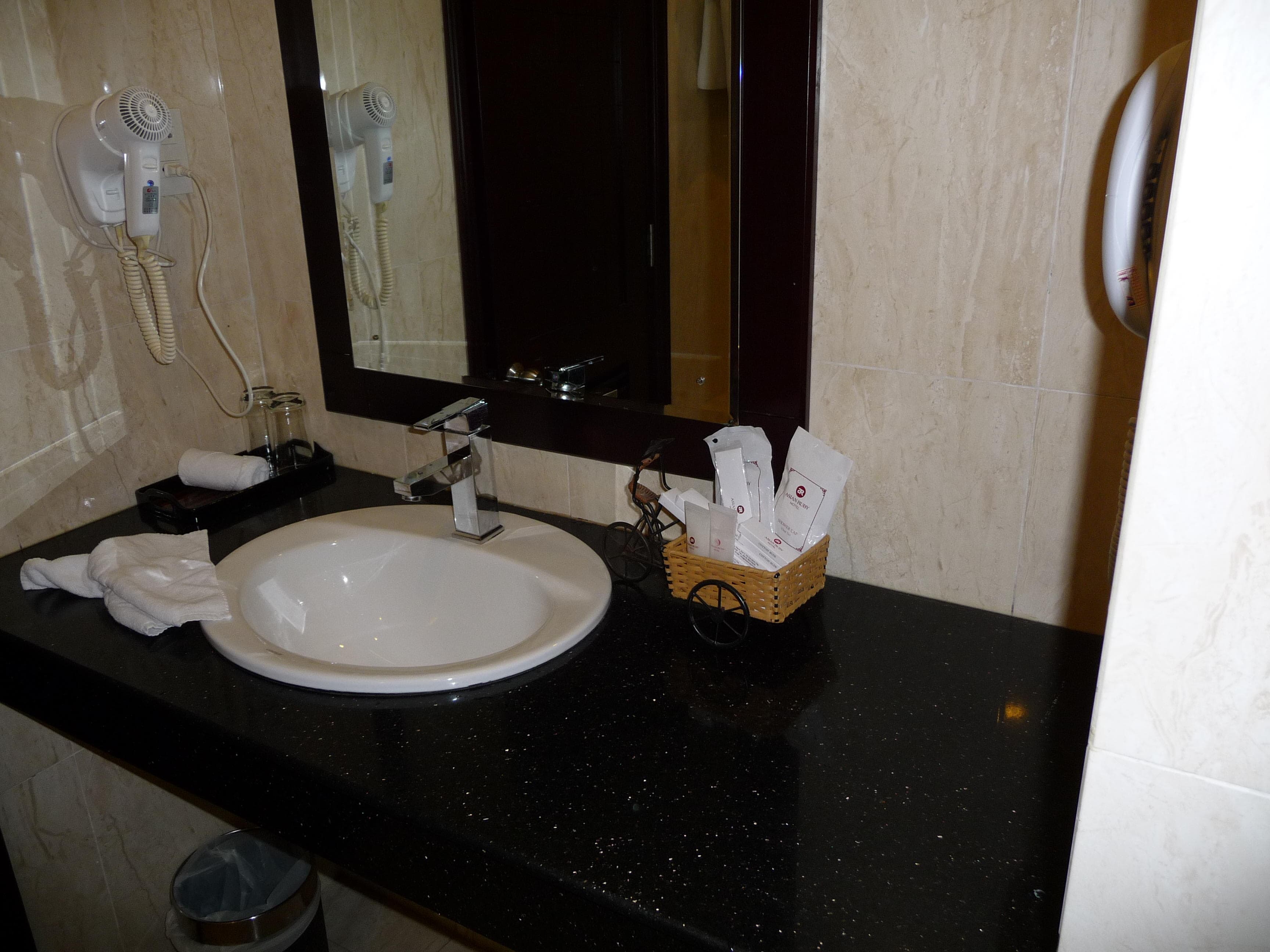Asian Ruby Luxury Hotel Ansicht 8