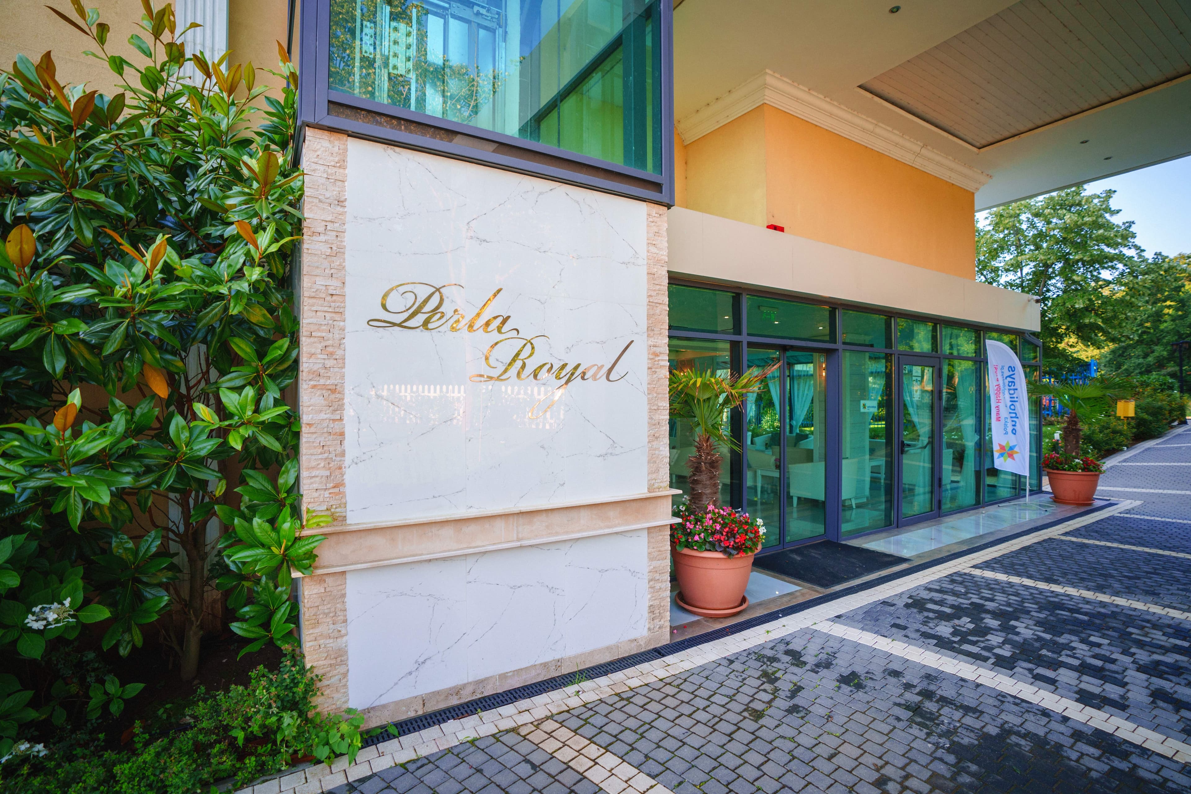Perla Royal Hotel Ansicht 2