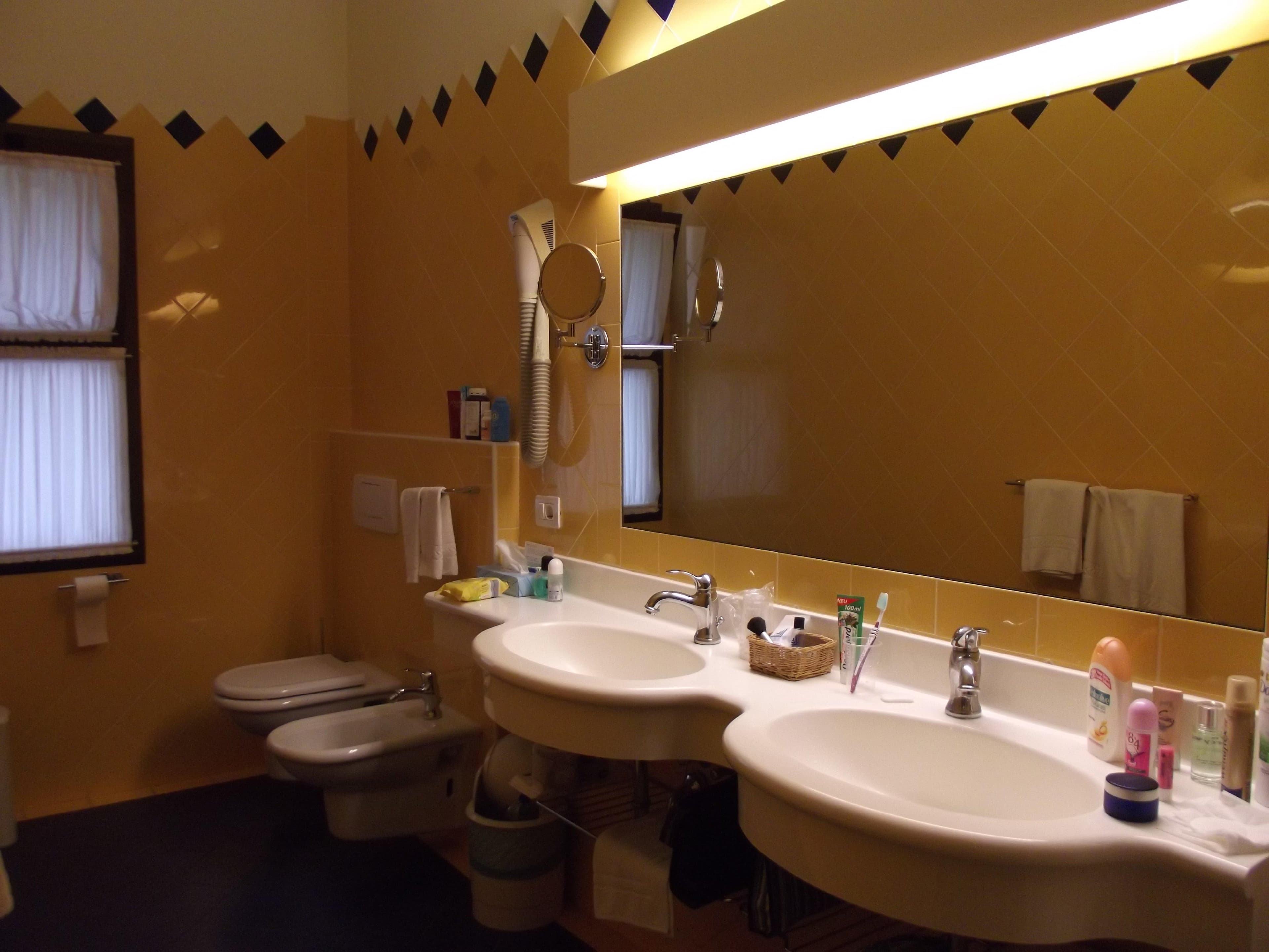 Hotel Ideal Ansicht 4