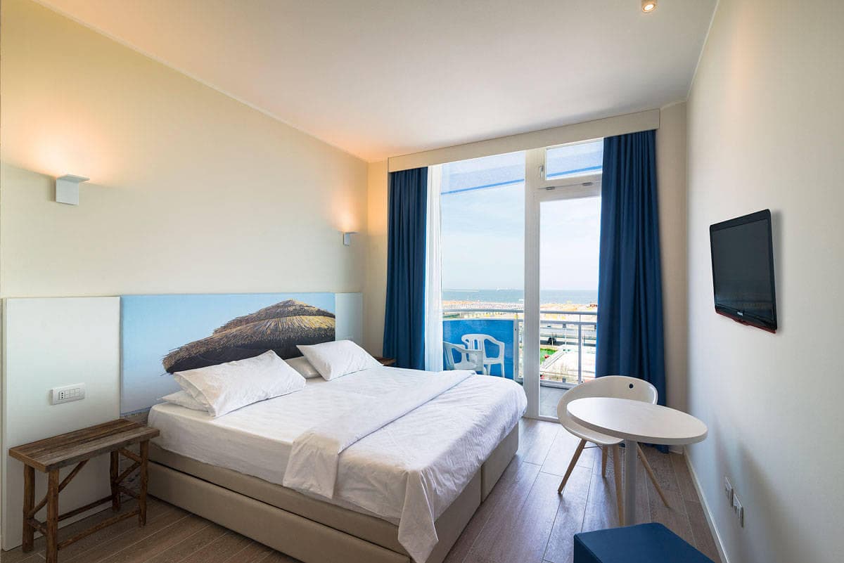 Hotel Mediterraneo Ansicht 4