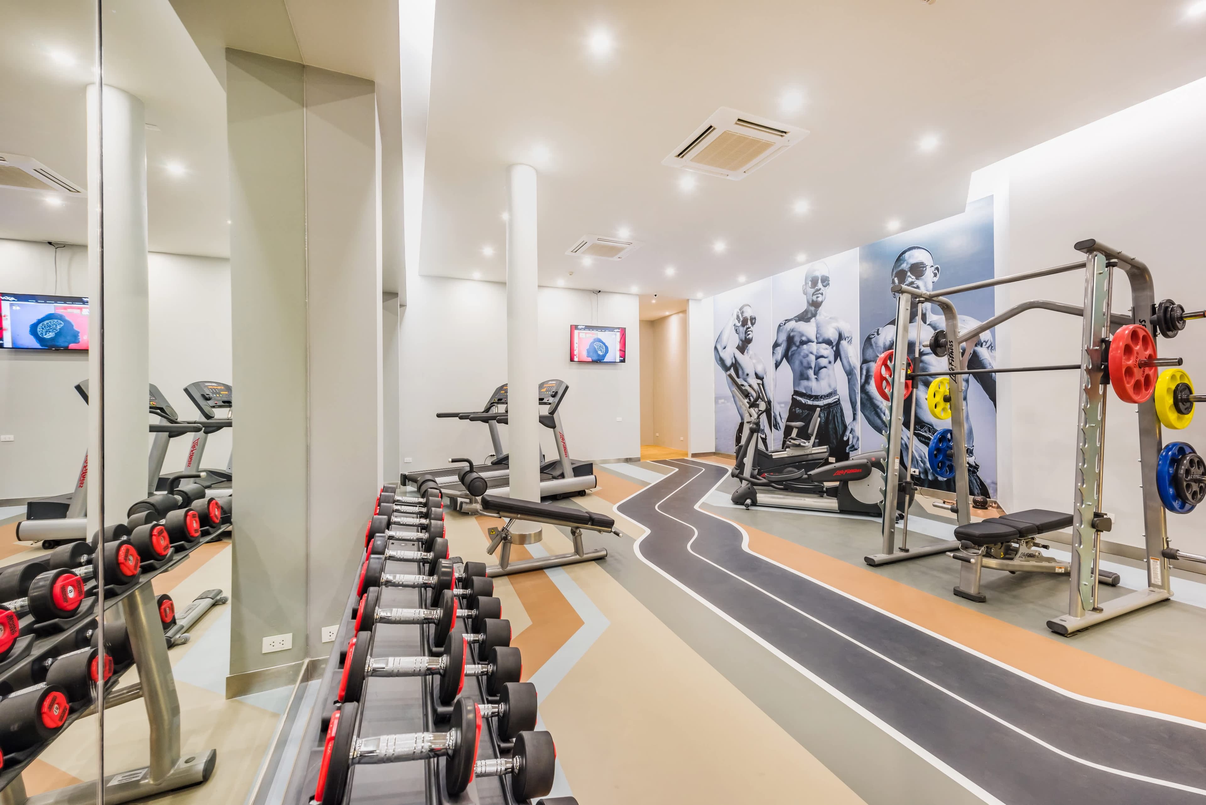 Crest Resort & Pool Villas Ansicht 9