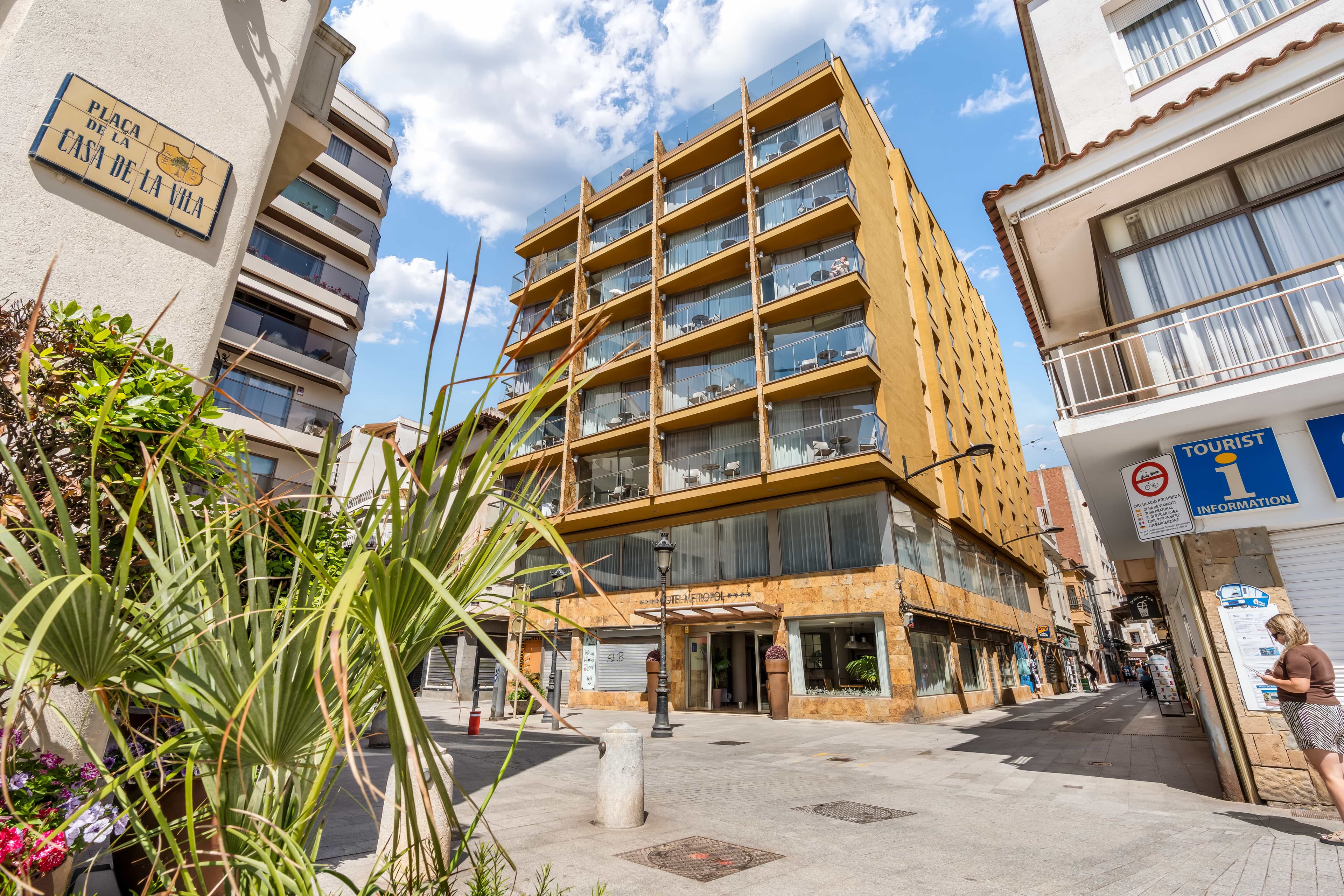 Hotel Metropol Ansicht 3