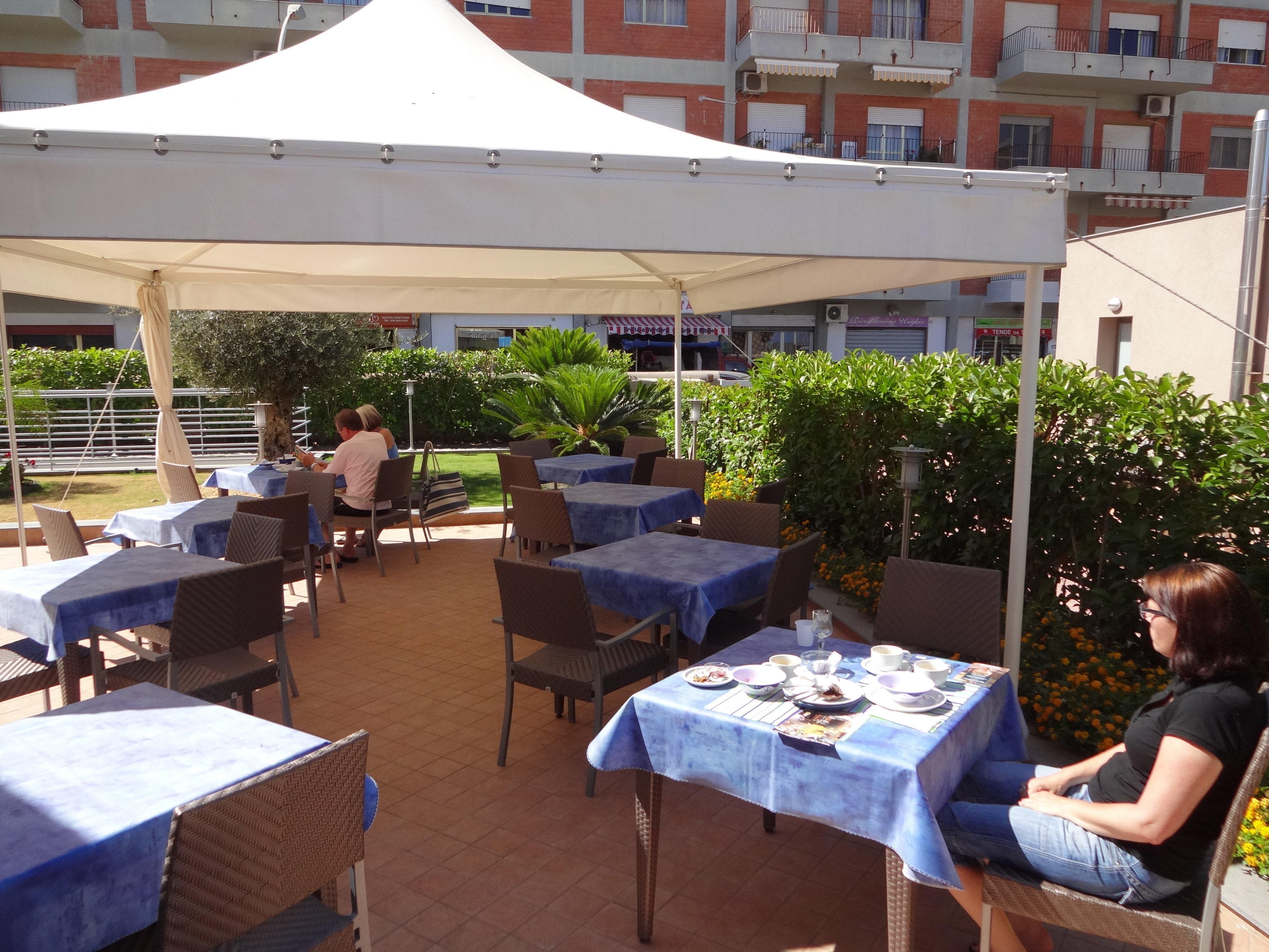 Astro Suite Hotel Ansicht 7
