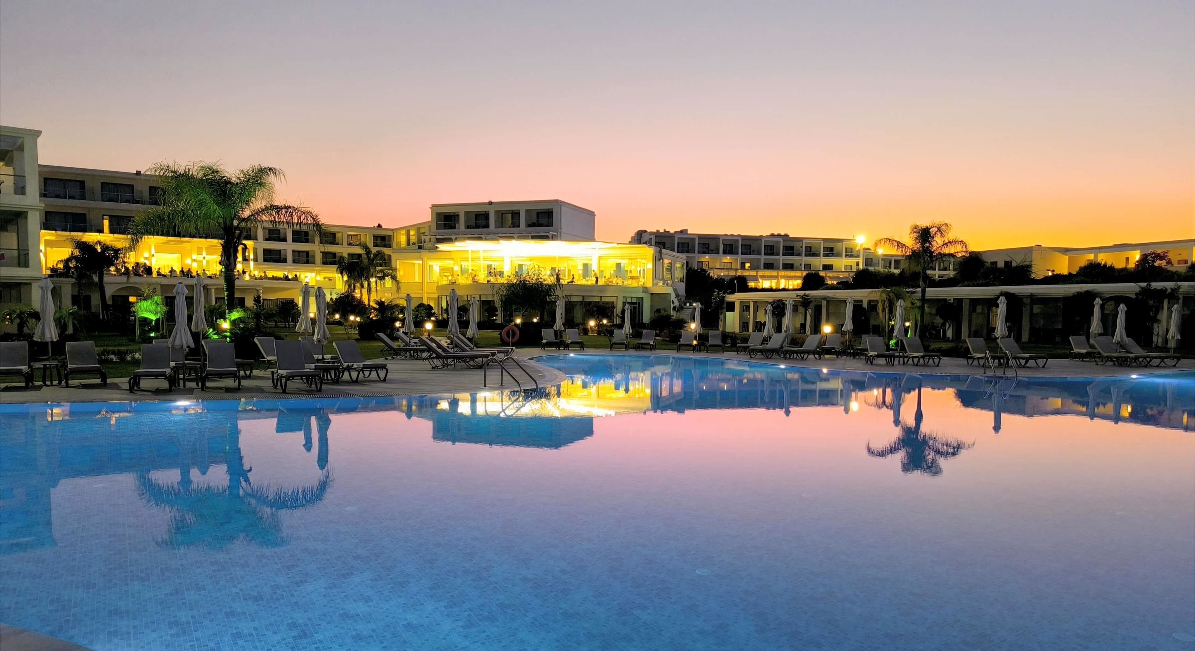 Asterias Beach Resort Ansicht 2