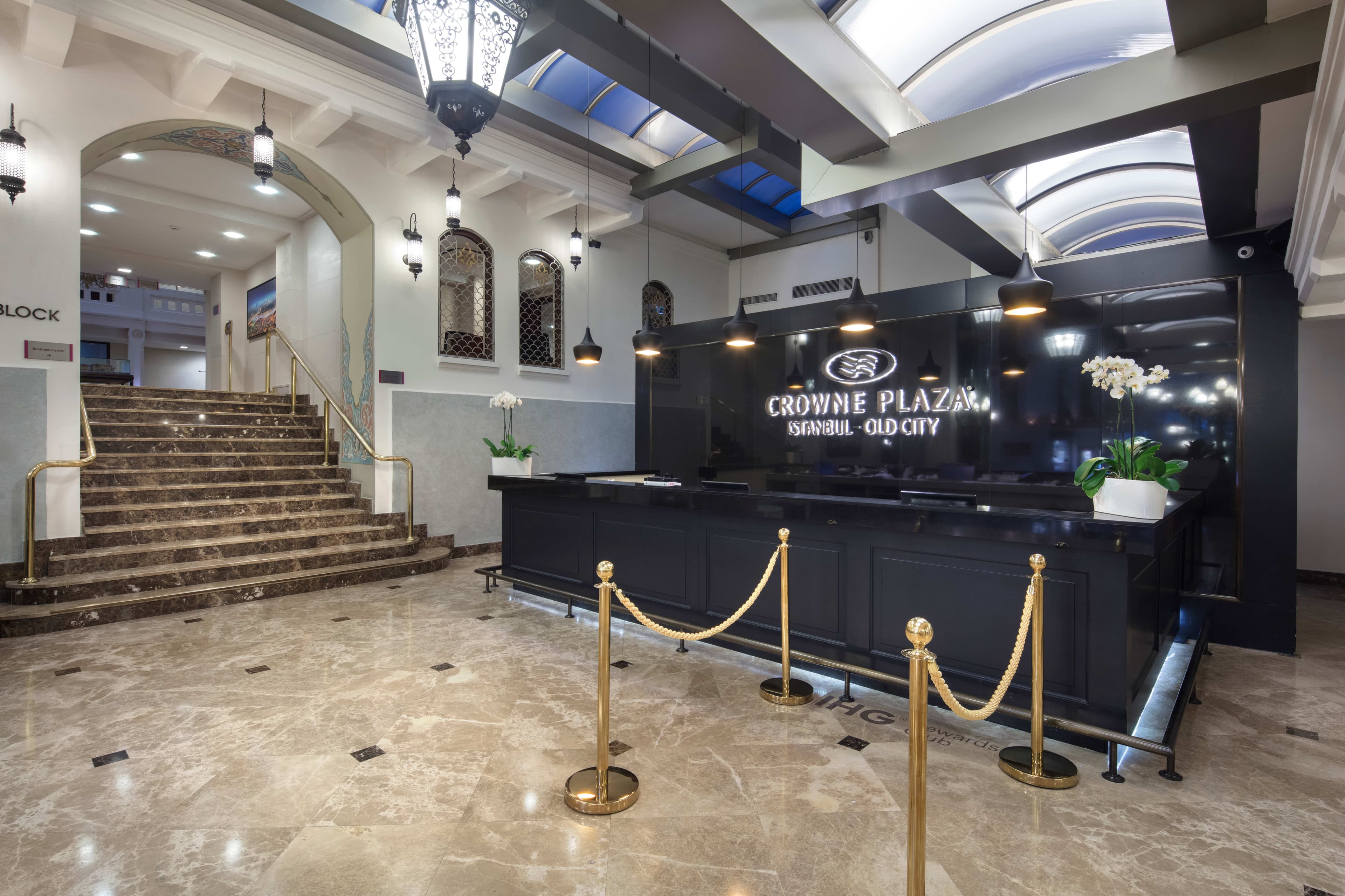 Crowne Plaza Istanbul - Old City by IH Ansicht 8