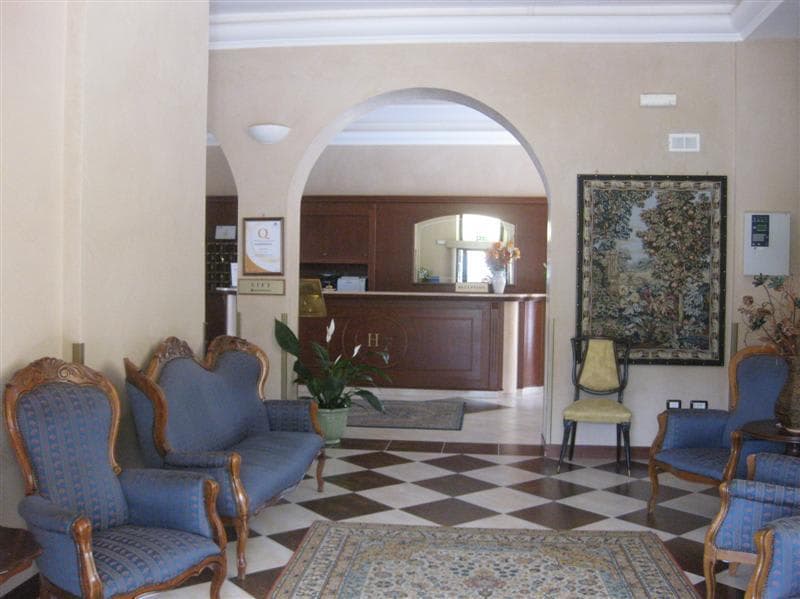 Hotel Flora Ansicht 9