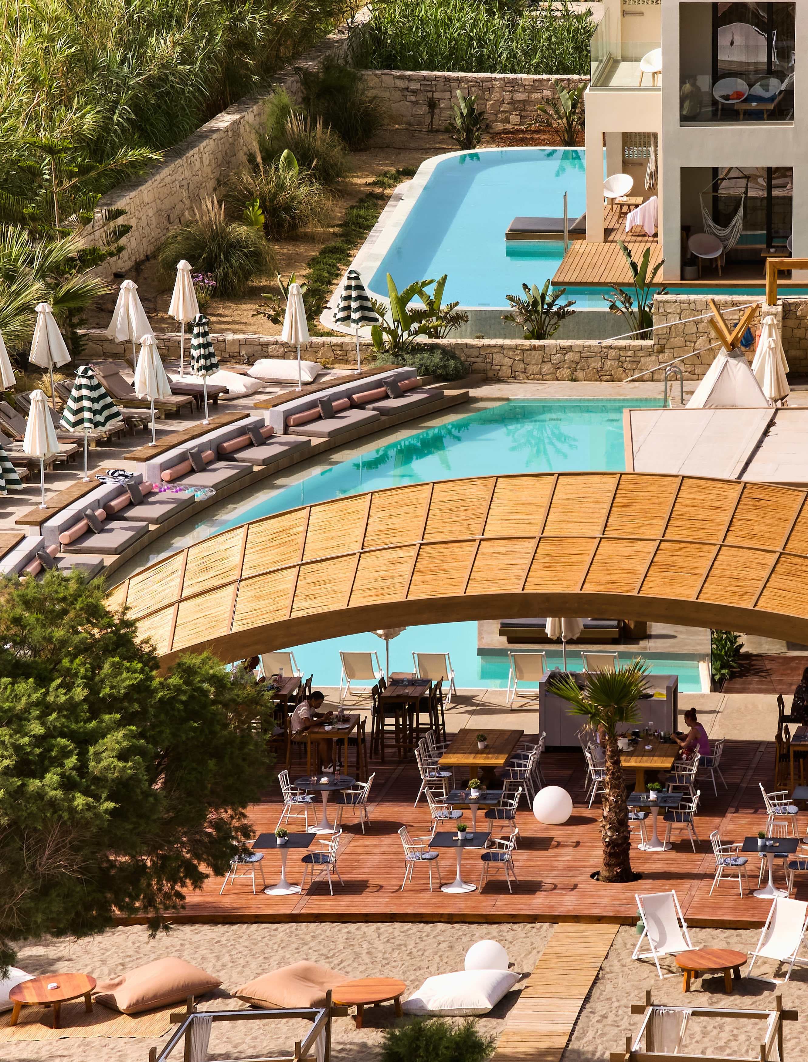 Enorme Teatro Beach Resort Ansicht 2