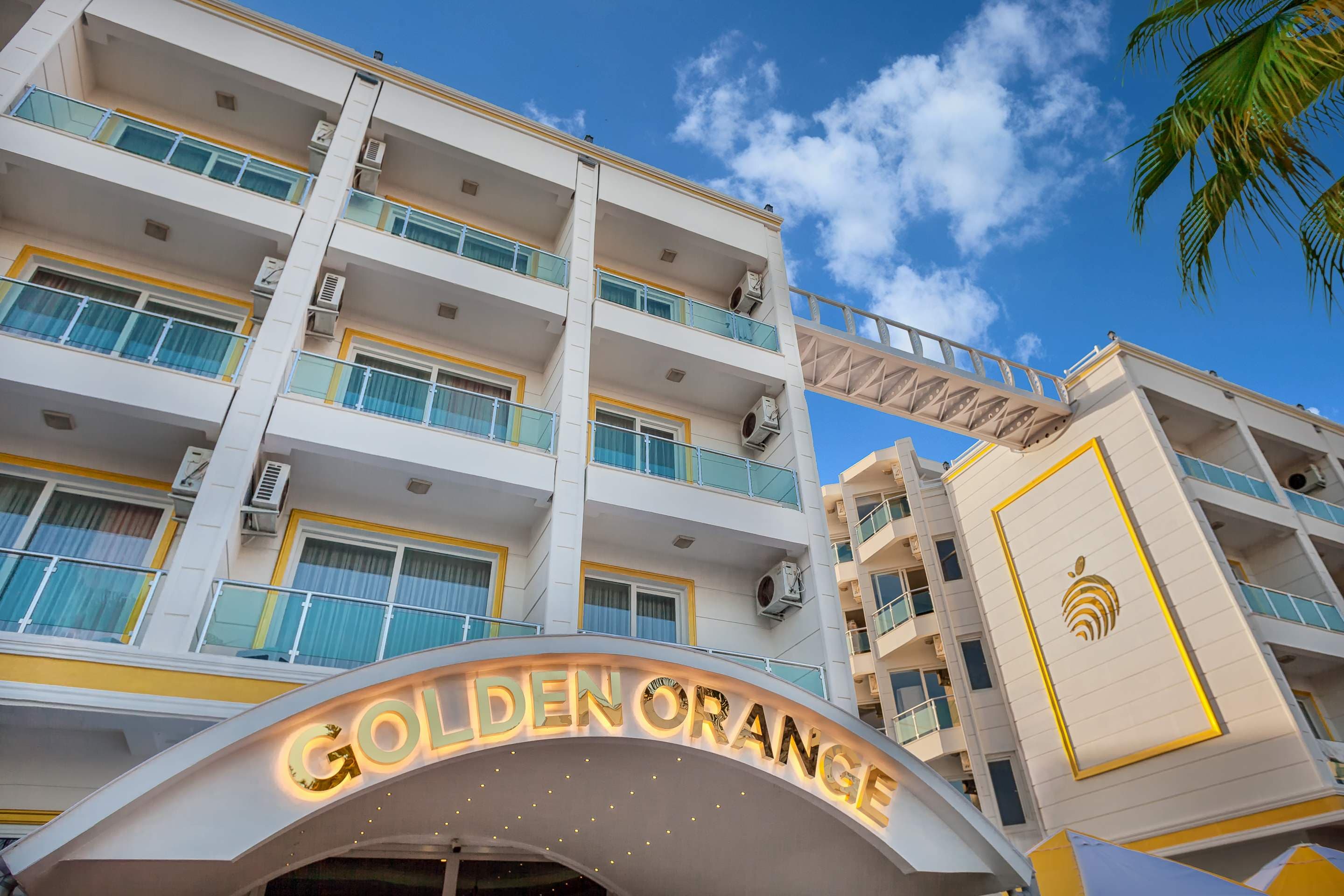 Golden Orange Hotel Ansicht 2