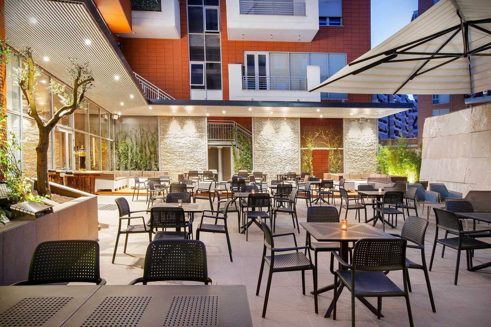 Hilton Garden Inn Tirana Ansicht 9