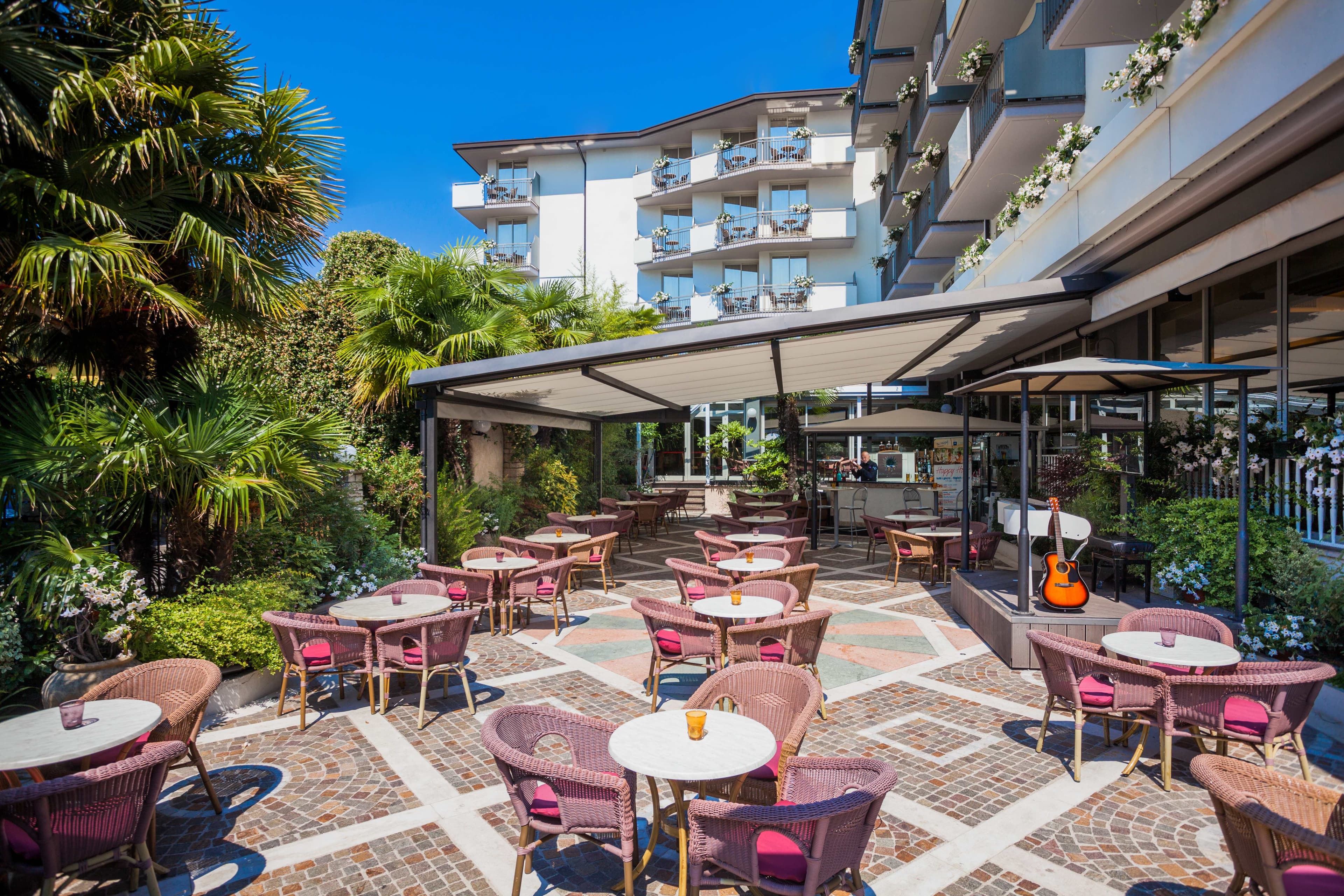 Hotel Continental - TonelliHotels Ansicht 3