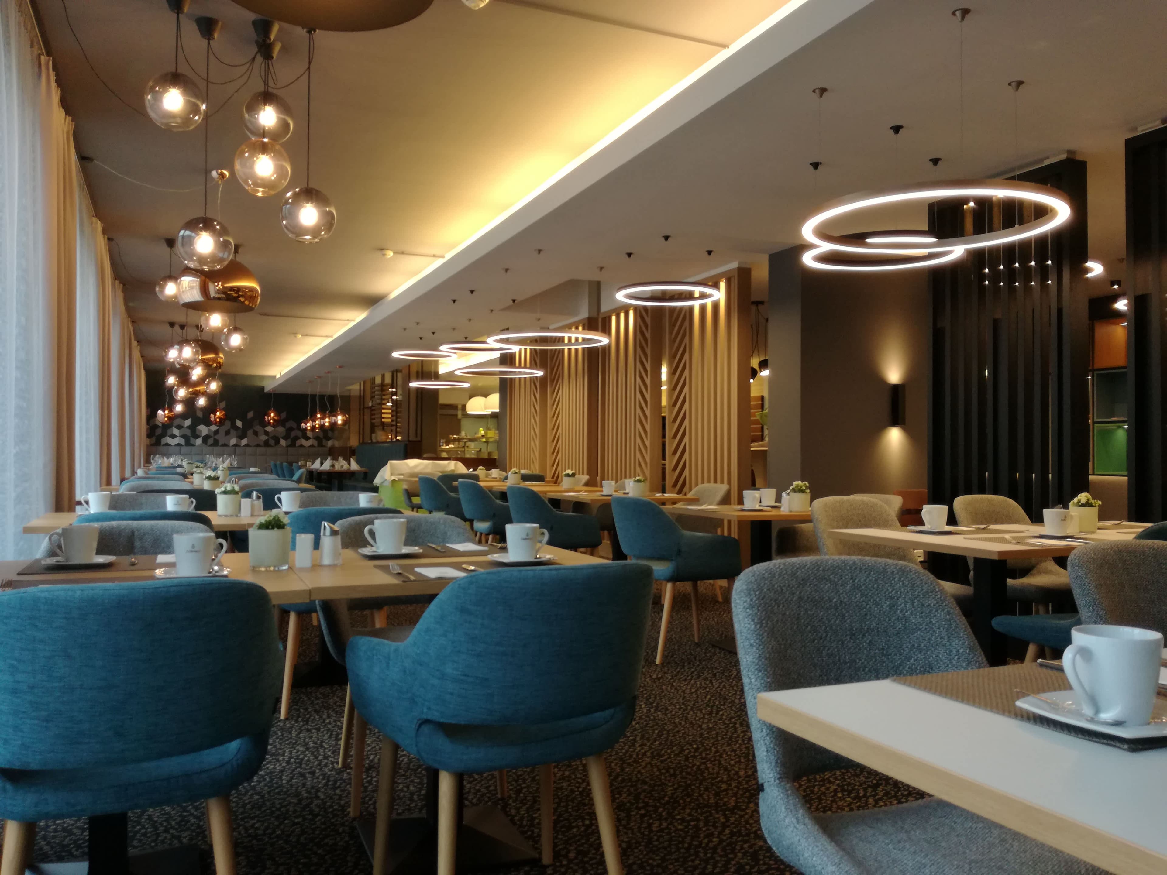 Holiday Inn Salzburg - City Ansicht 8
